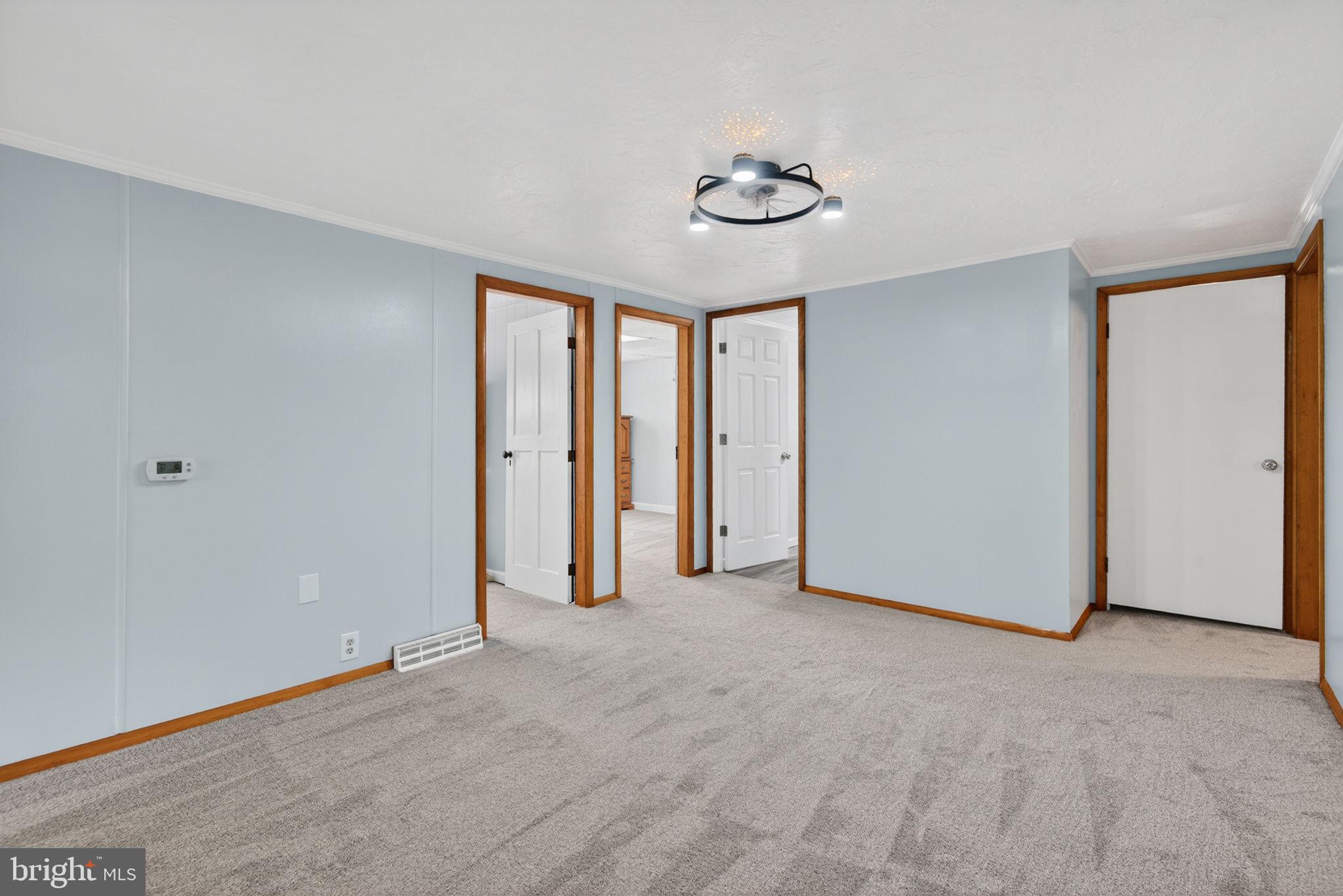 MURPHYS HOLLOW - Residential