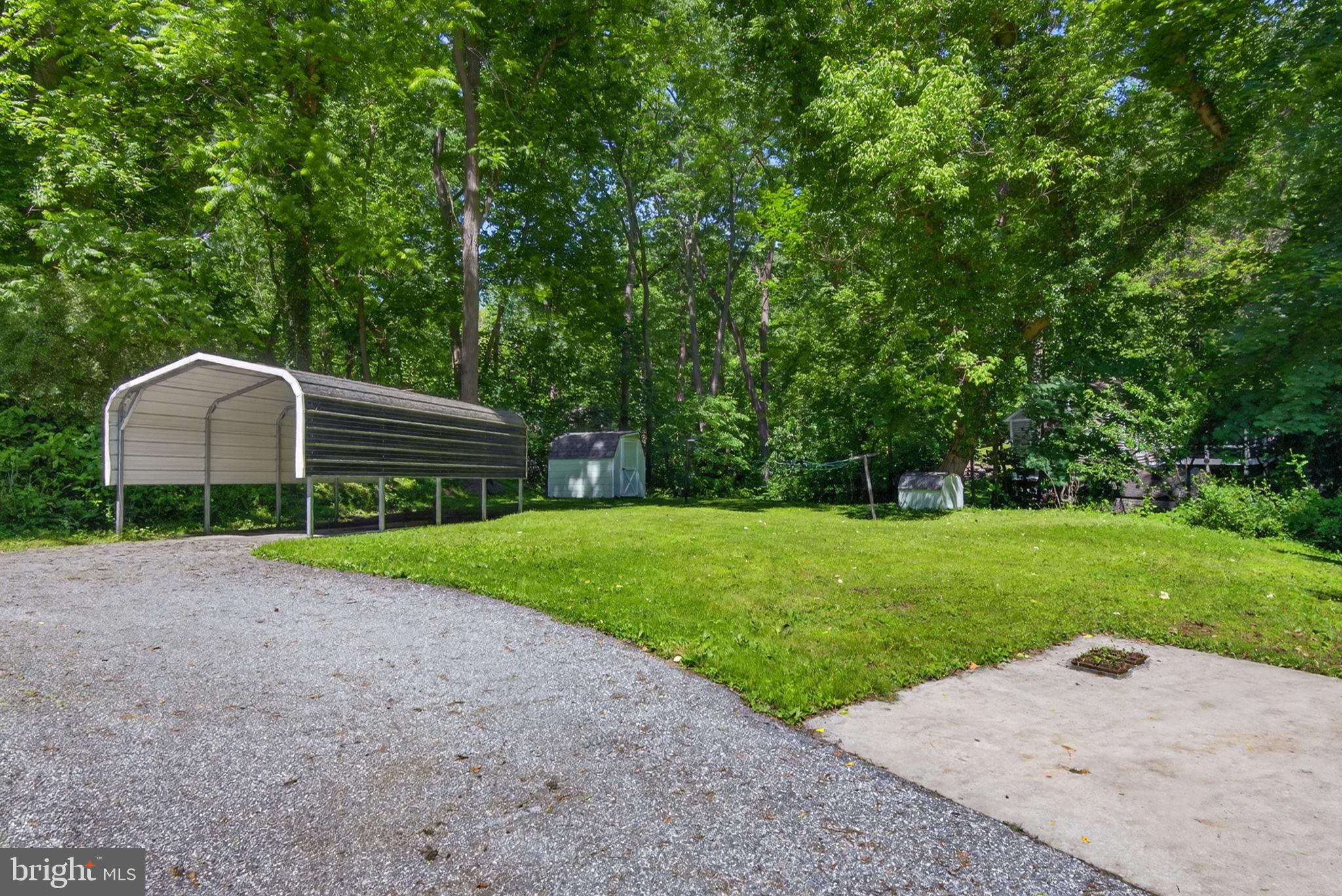 MURPHYS HOLLOW - Residential