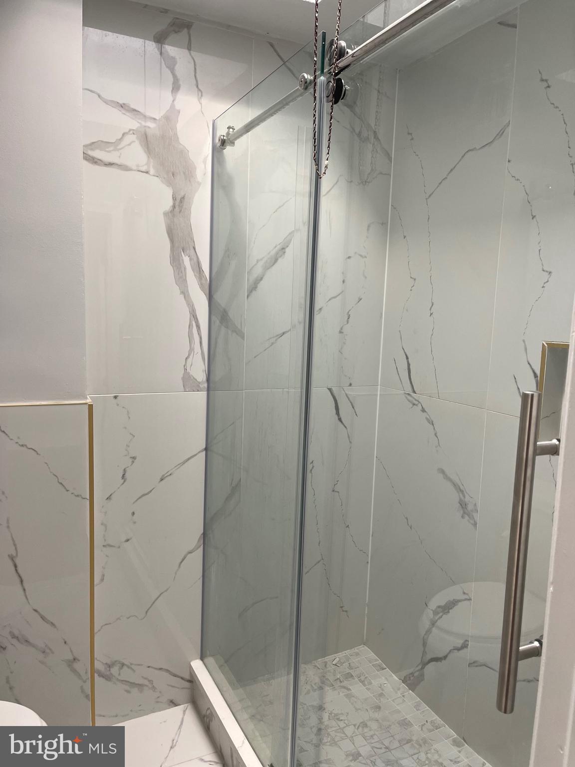 CASTOR GARDENS - Residential Lease