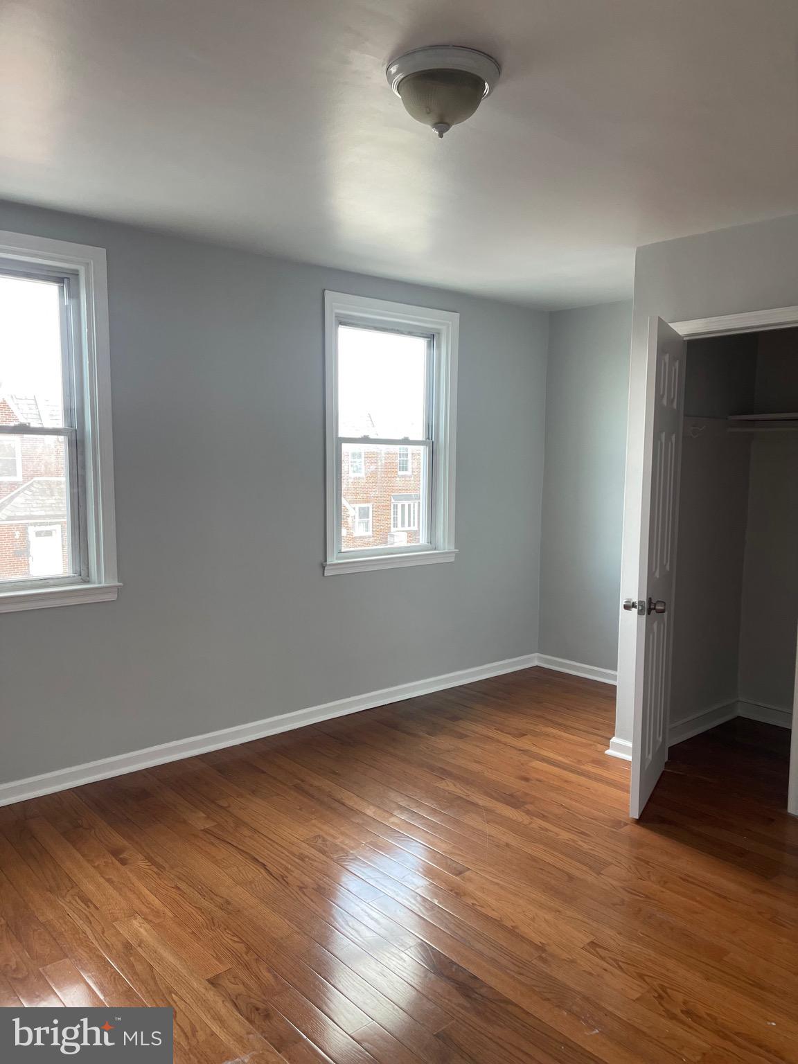 CASTOR GARDENS - Residential Lease