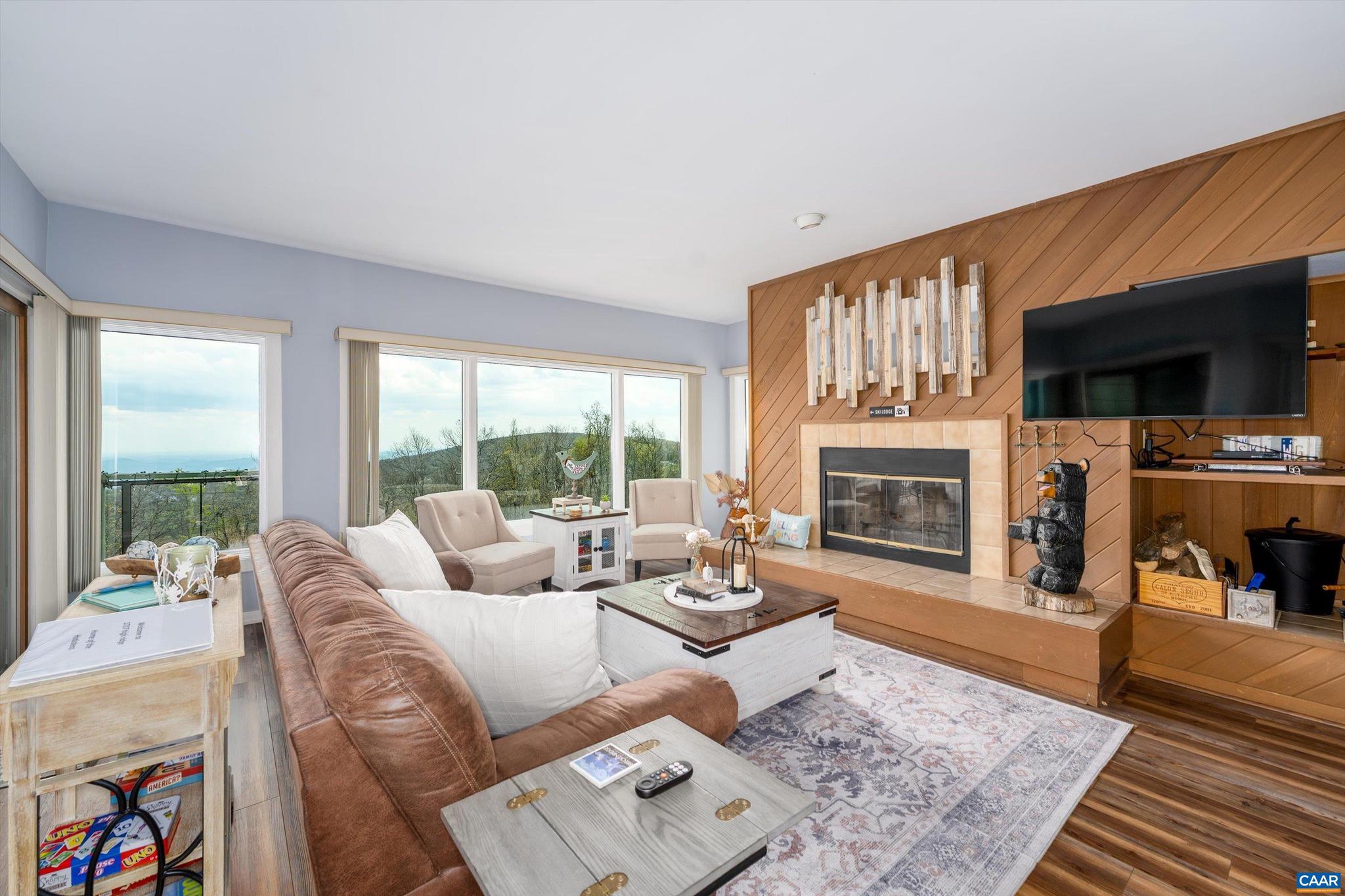 WINTERGREEN RESORT - Residential