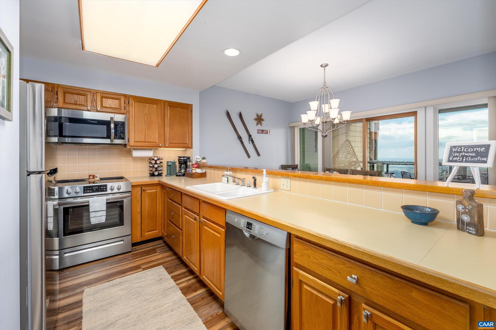 WINTERGREEN RESORT - Residential