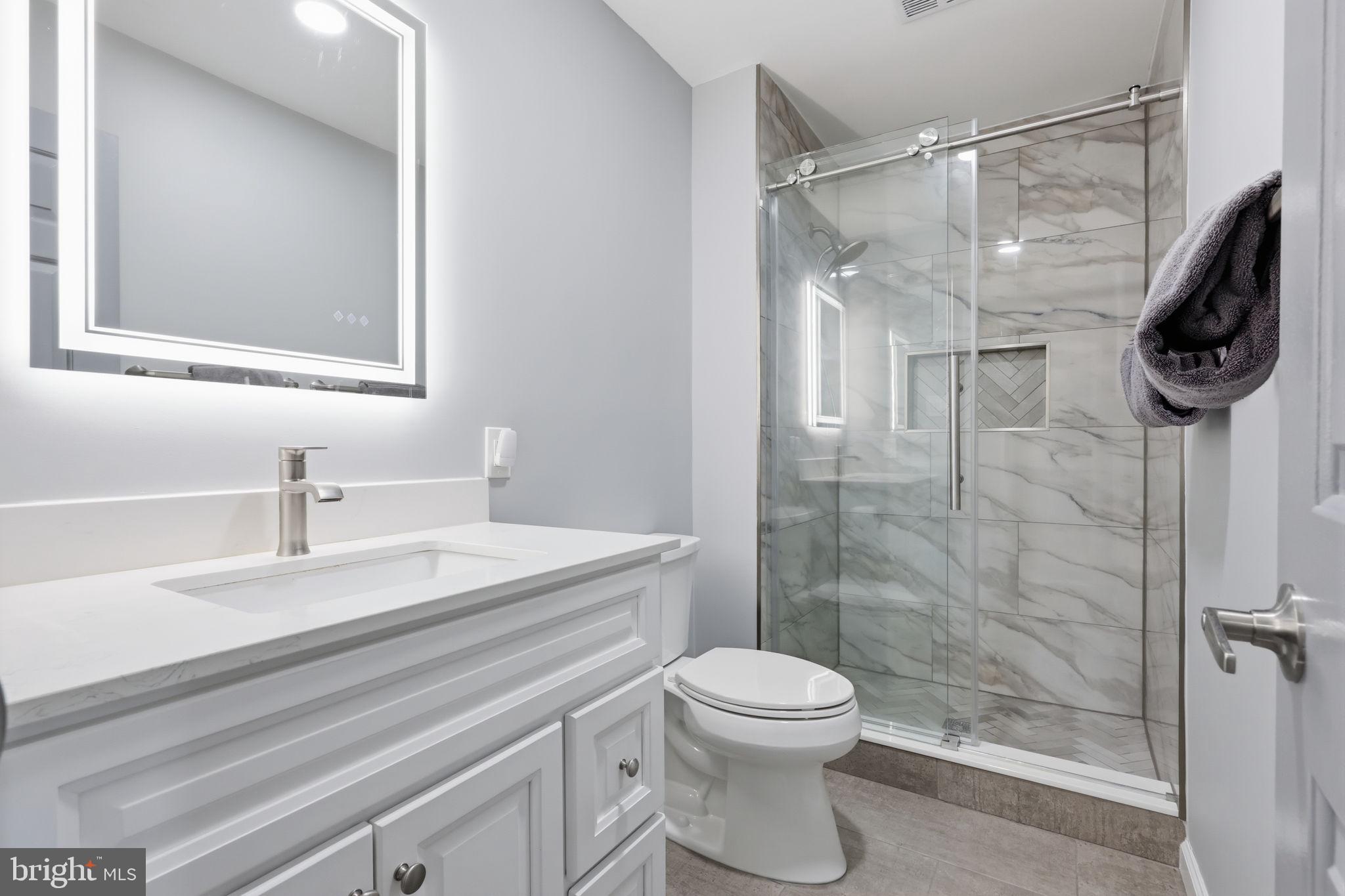 ROSE HOLLOW - Residential