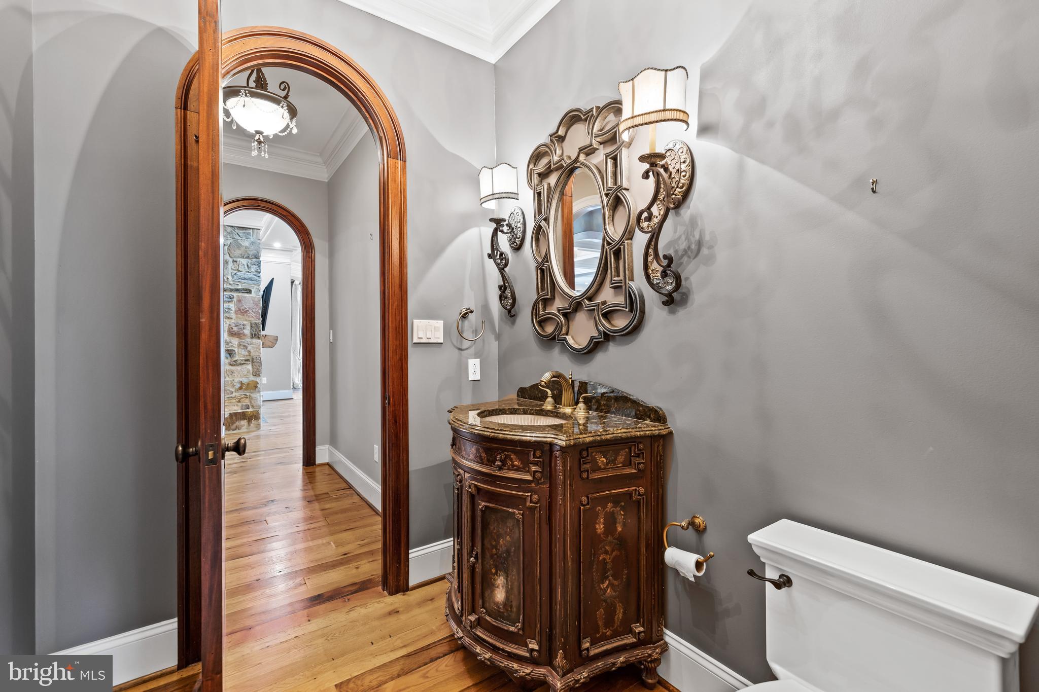 FALLSBOURNE - Residential