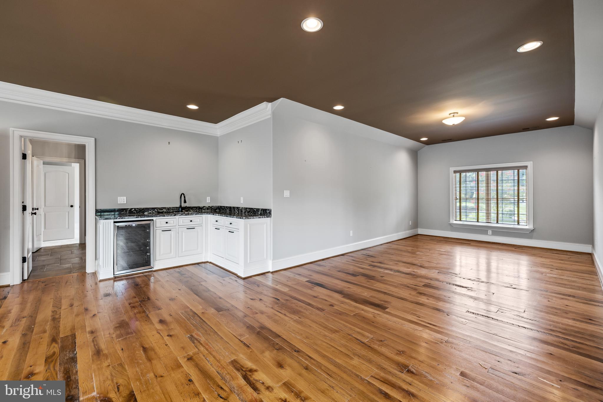 FALLSBOURNE - Residential