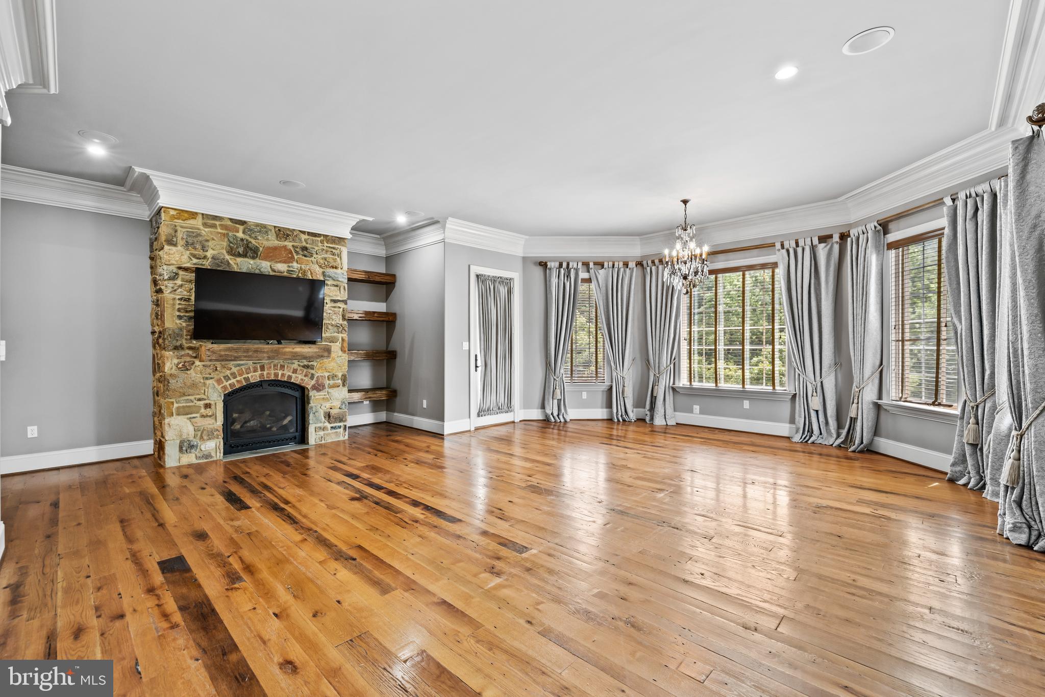 FALLSBOURNE - Residential