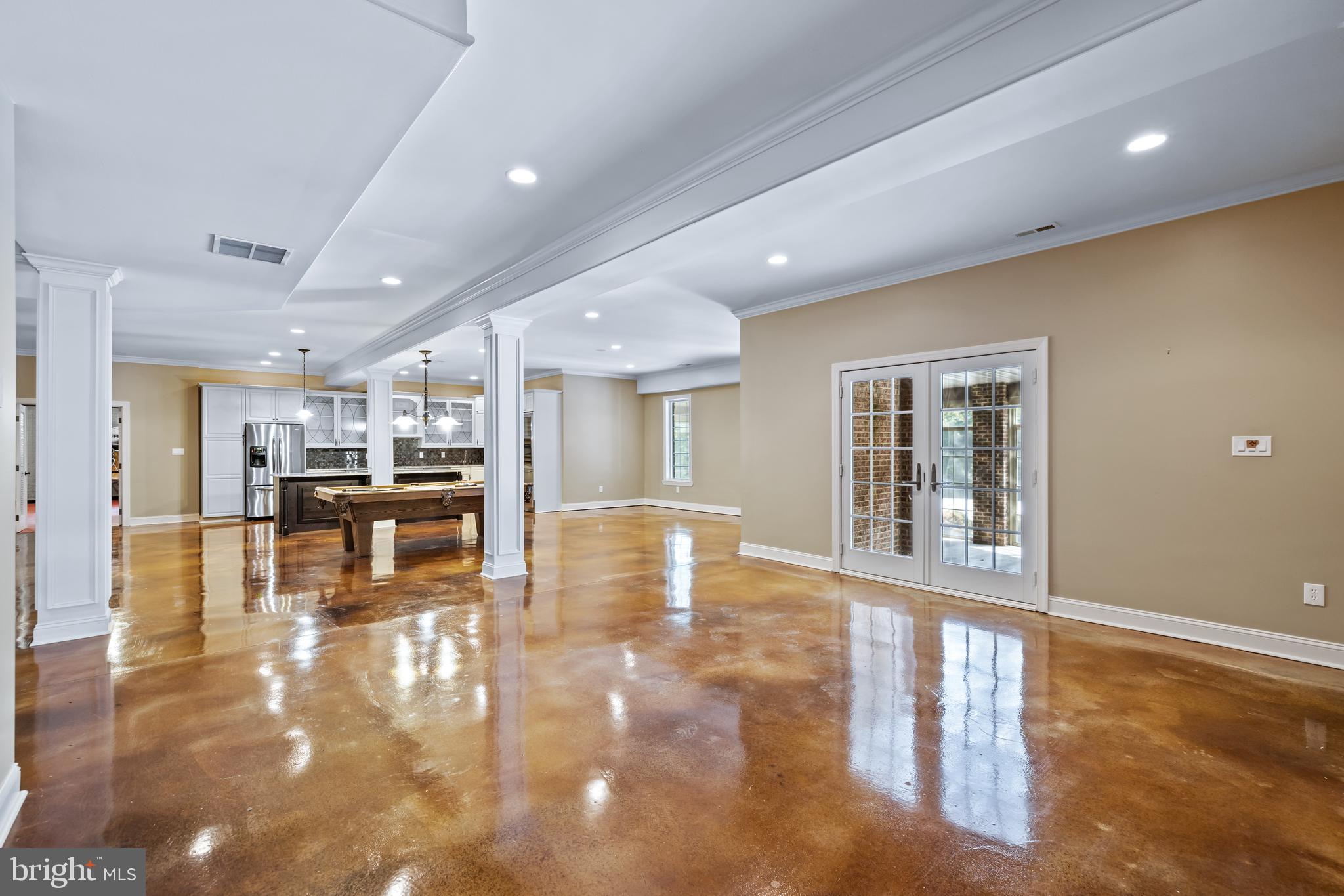 FALLSBOURNE - Residential