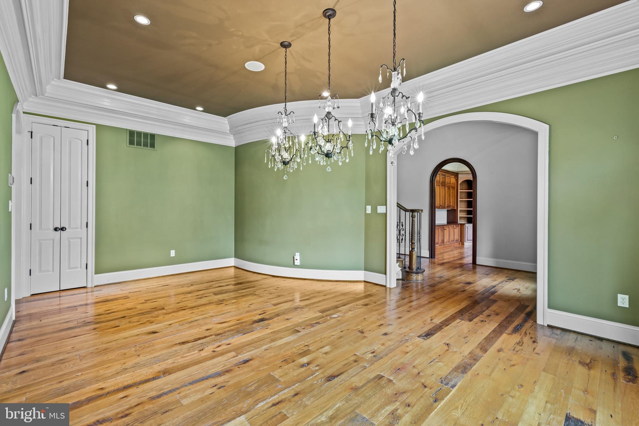 FALLSBOURNE - Residential