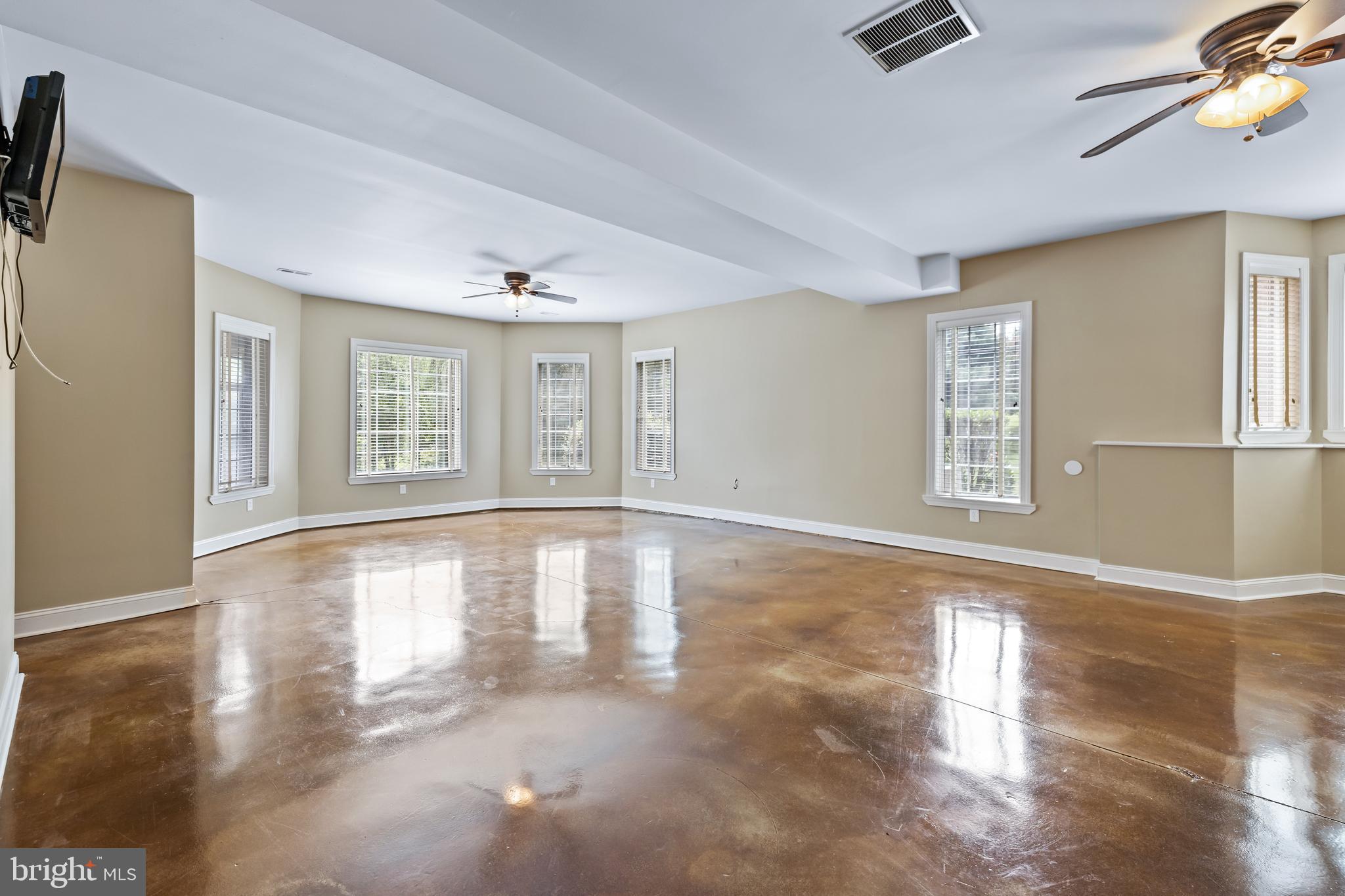 FALLSBOURNE - Residential