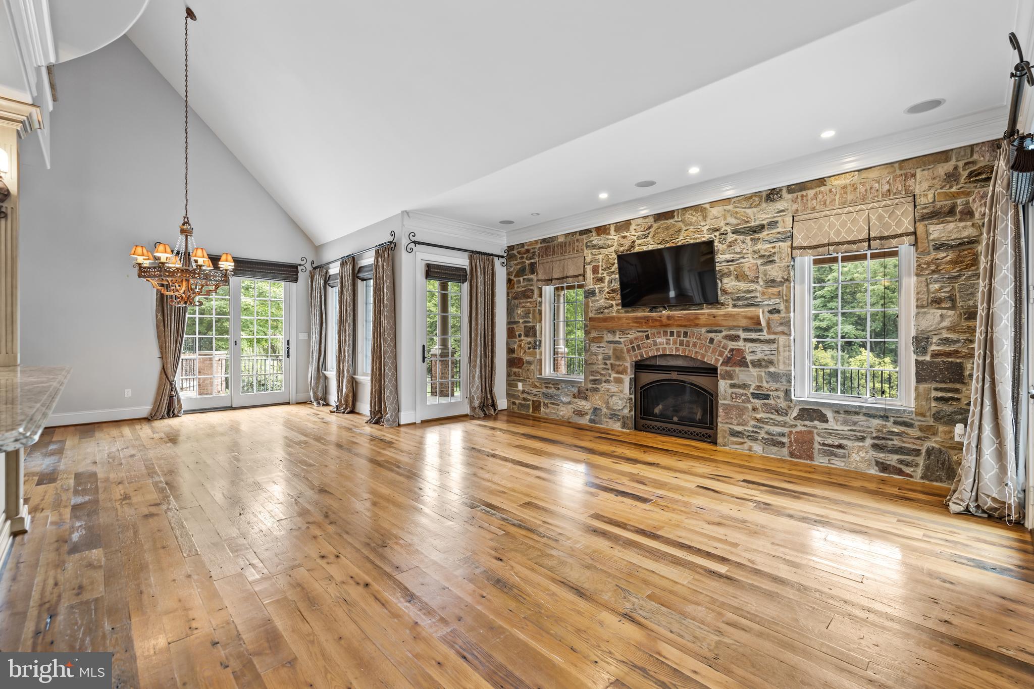 FALLSBOURNE - Residential