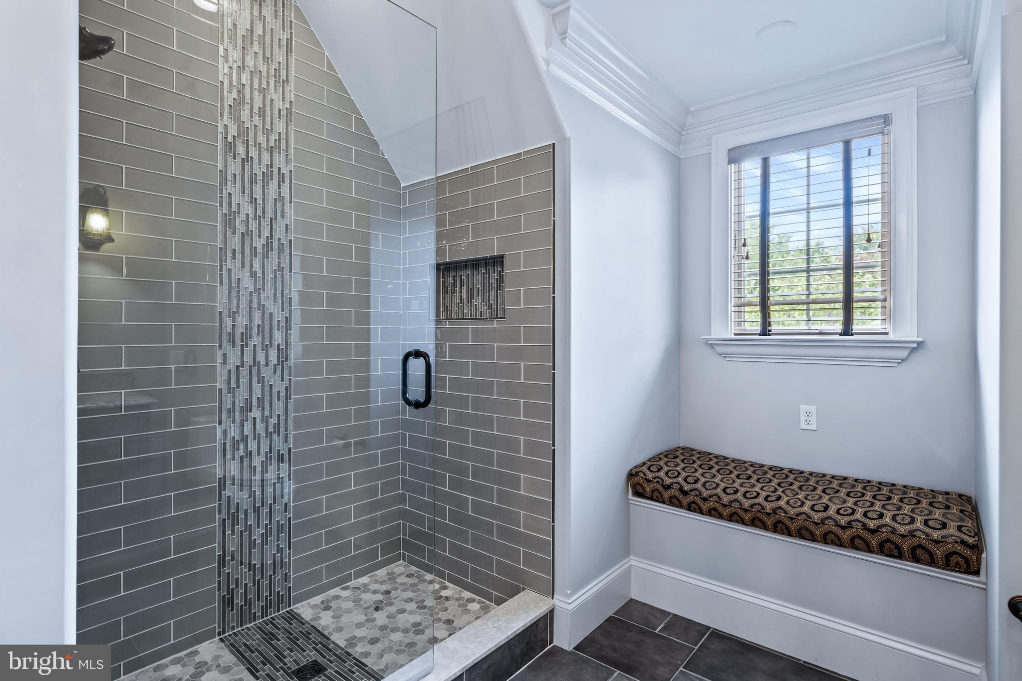 FALLSBOURNE - Residential