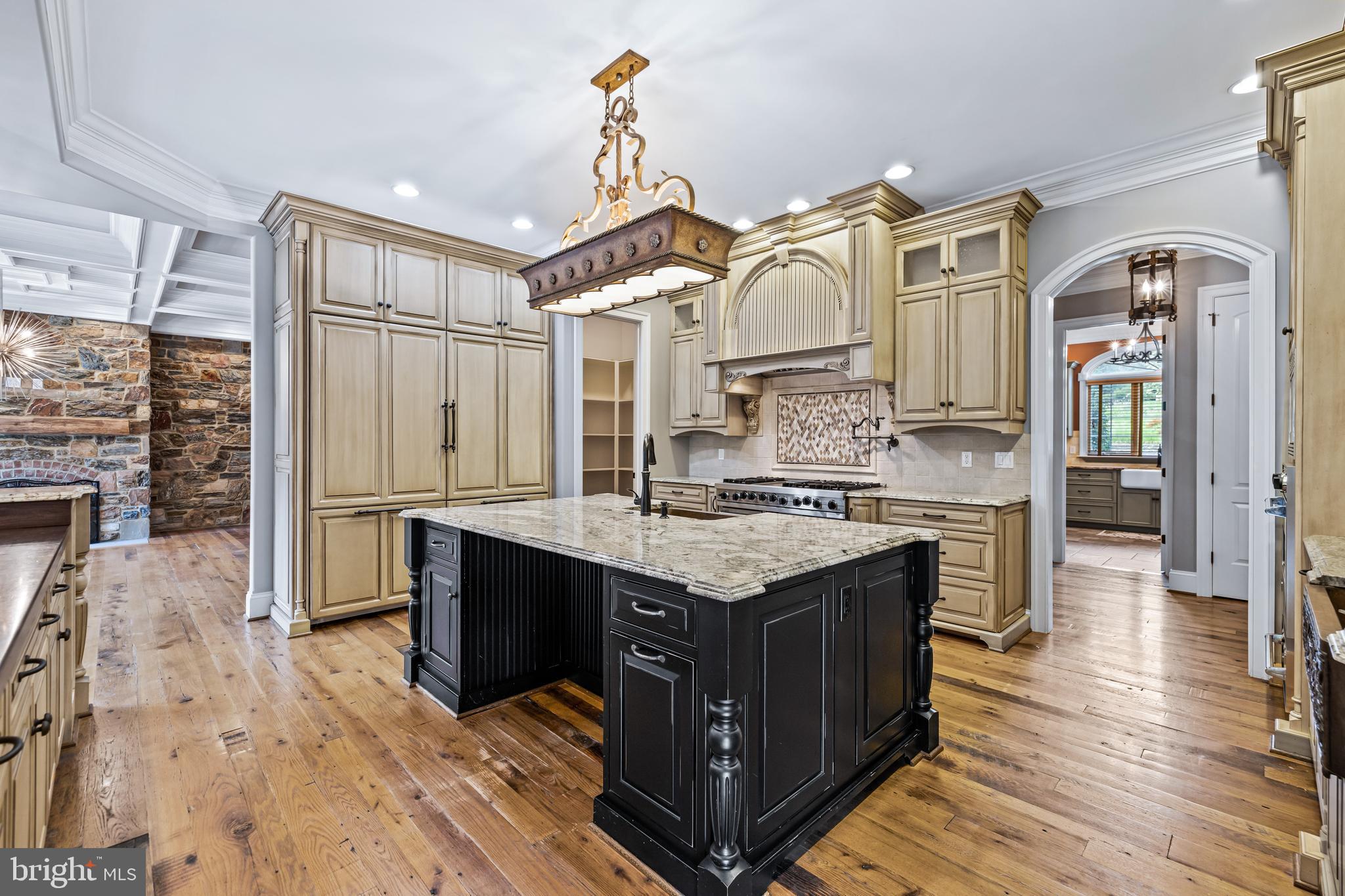 FALLSBOURNE - Residential