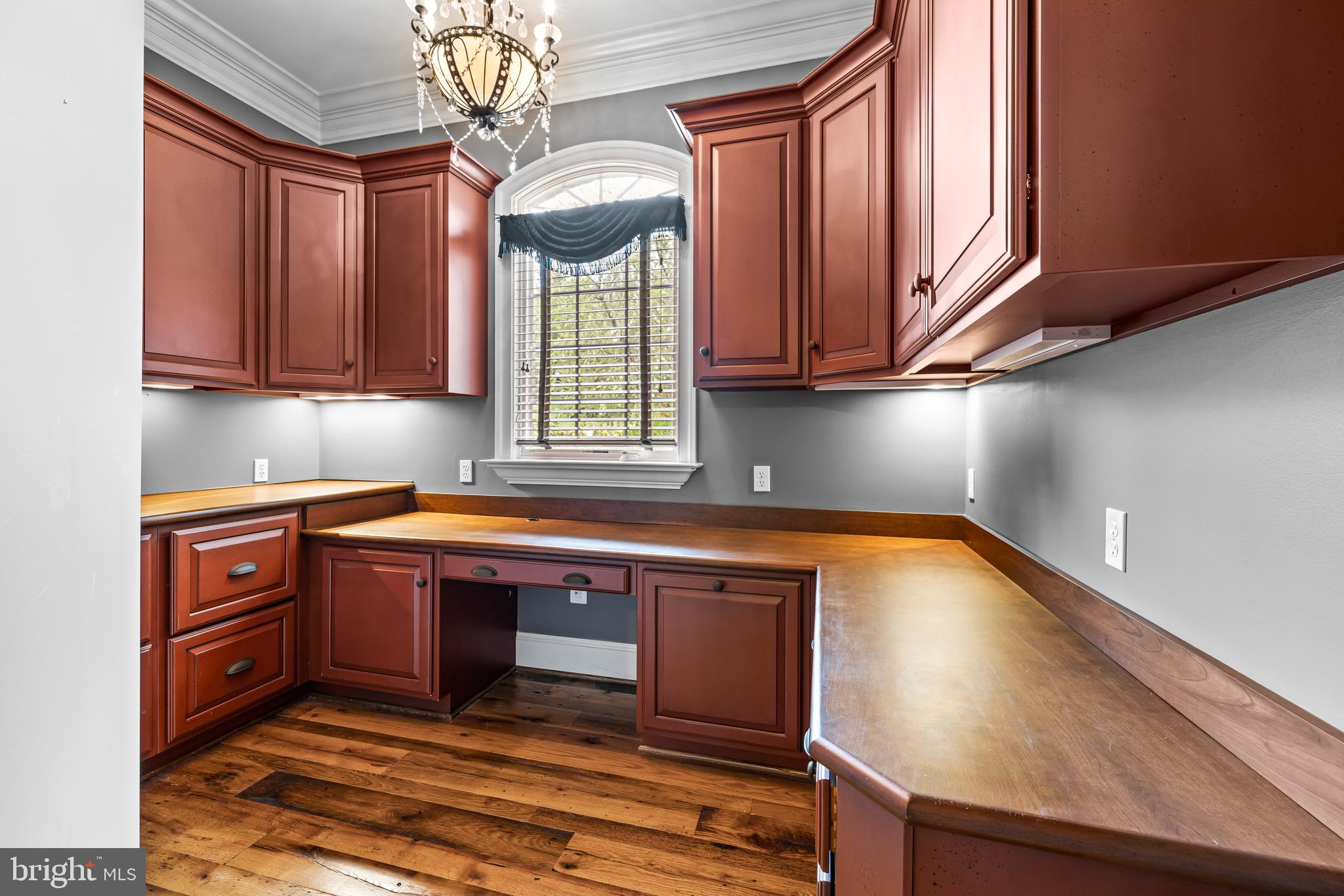 FALLSBOURNE - Residential