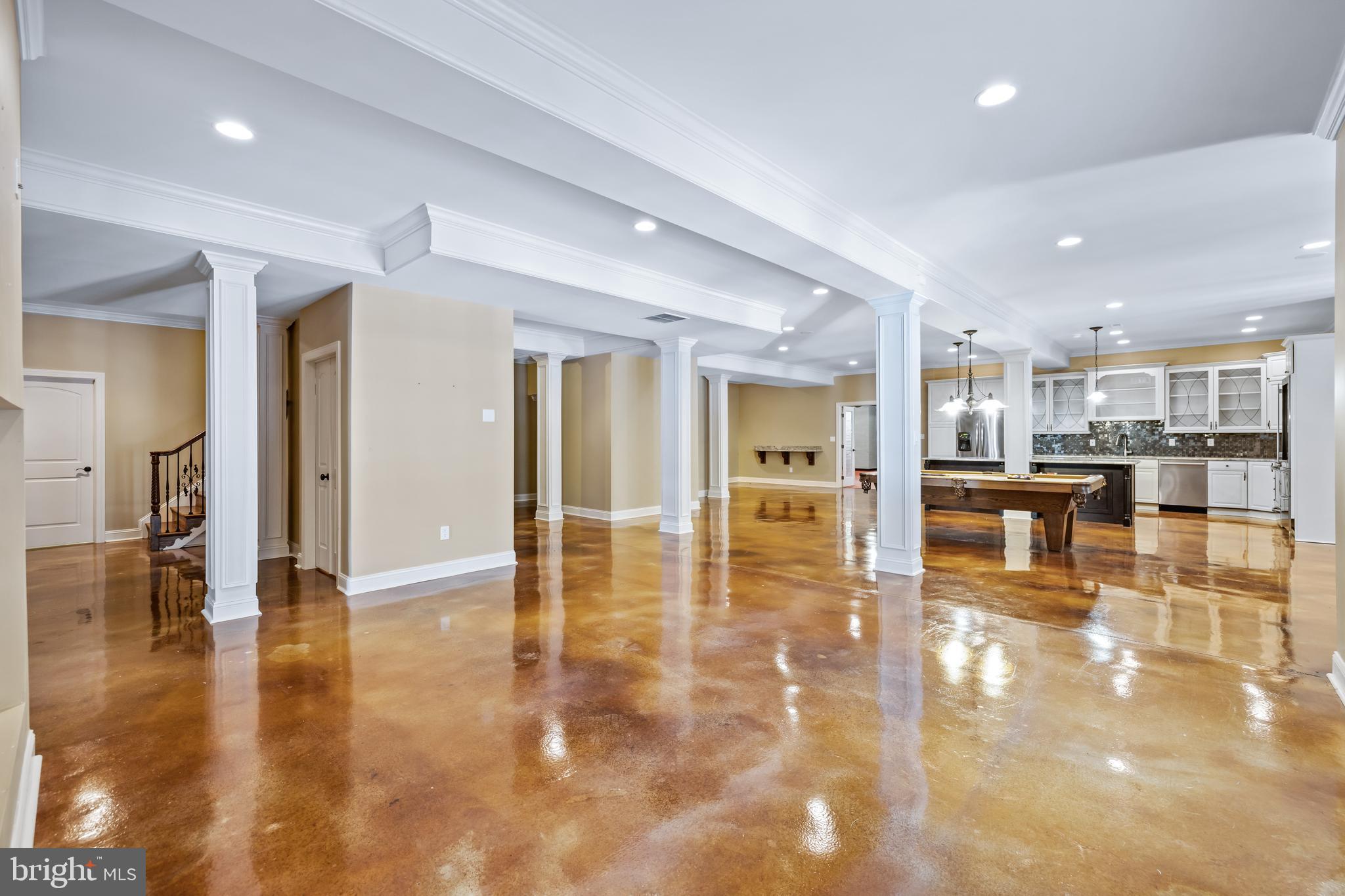 FALLSBOURNE - Residential