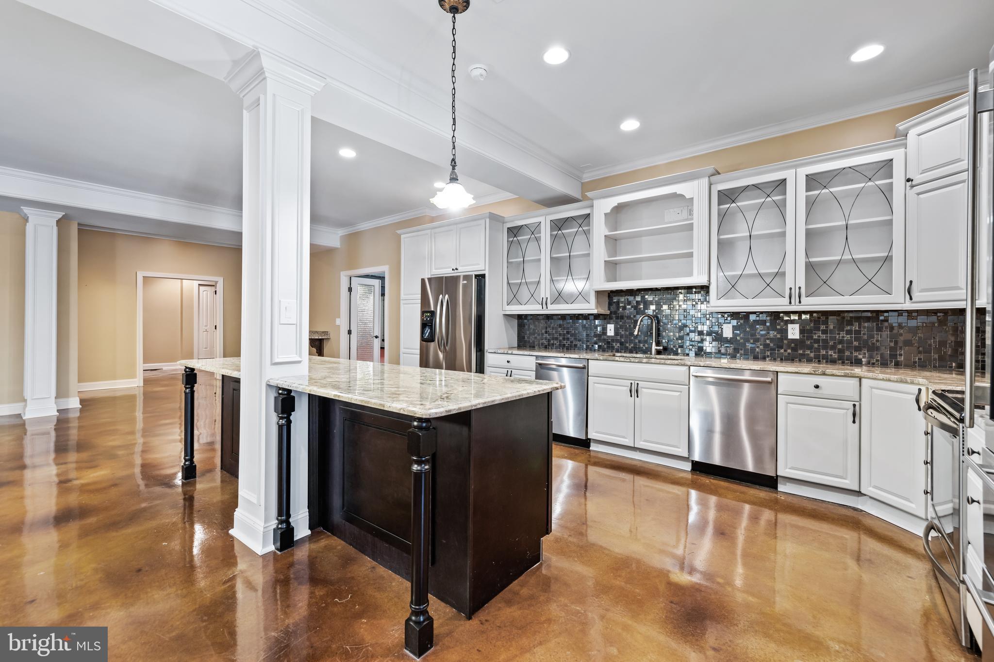 FALLSBOURNE - Residential