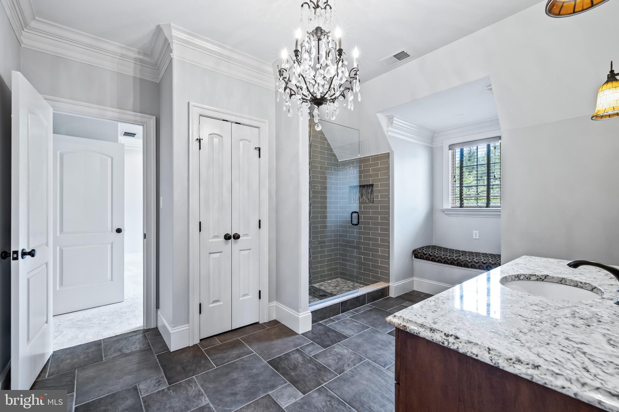 FALLSBOURNE - Residential