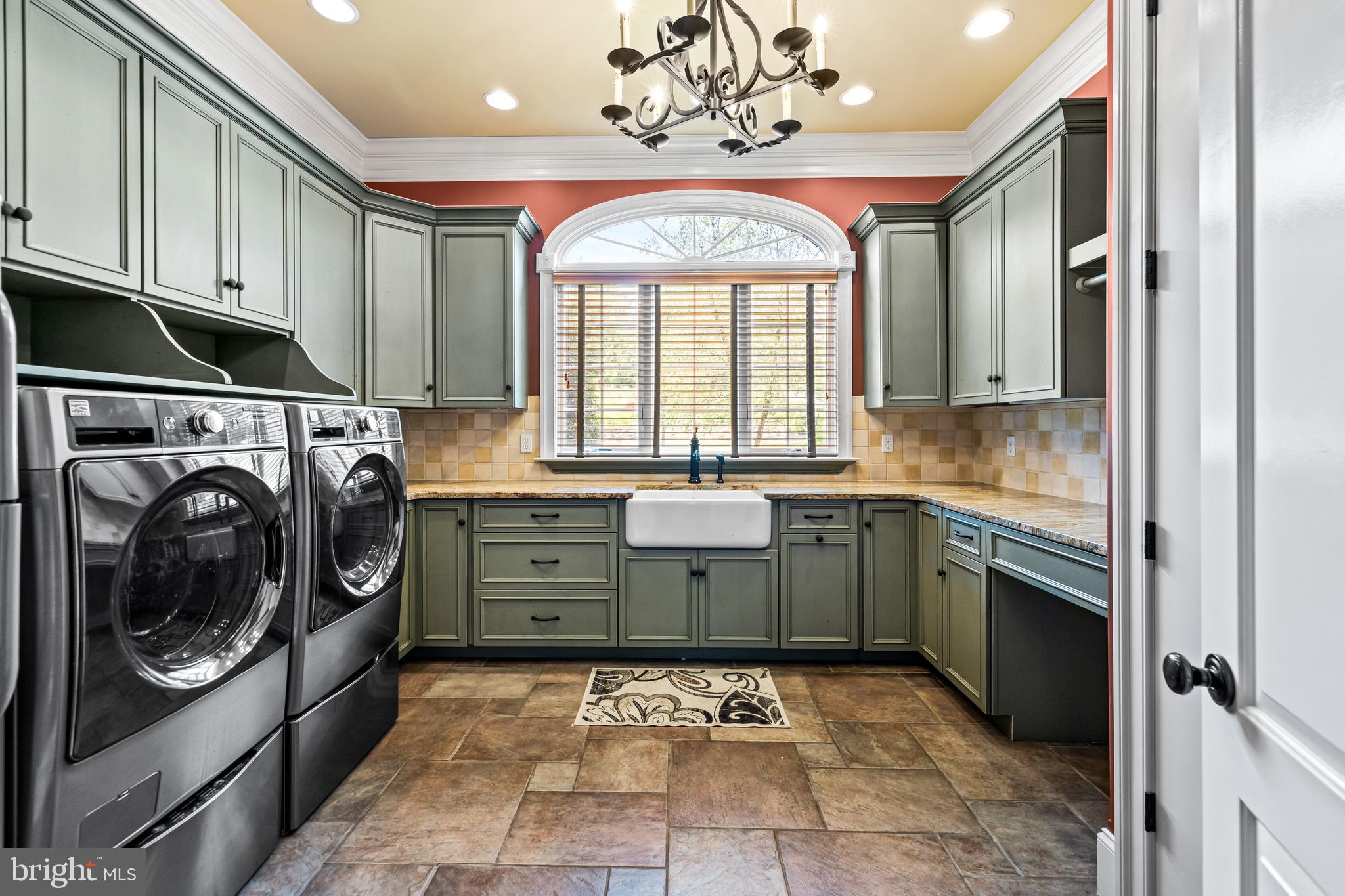 FALLSBOURNE - Residential