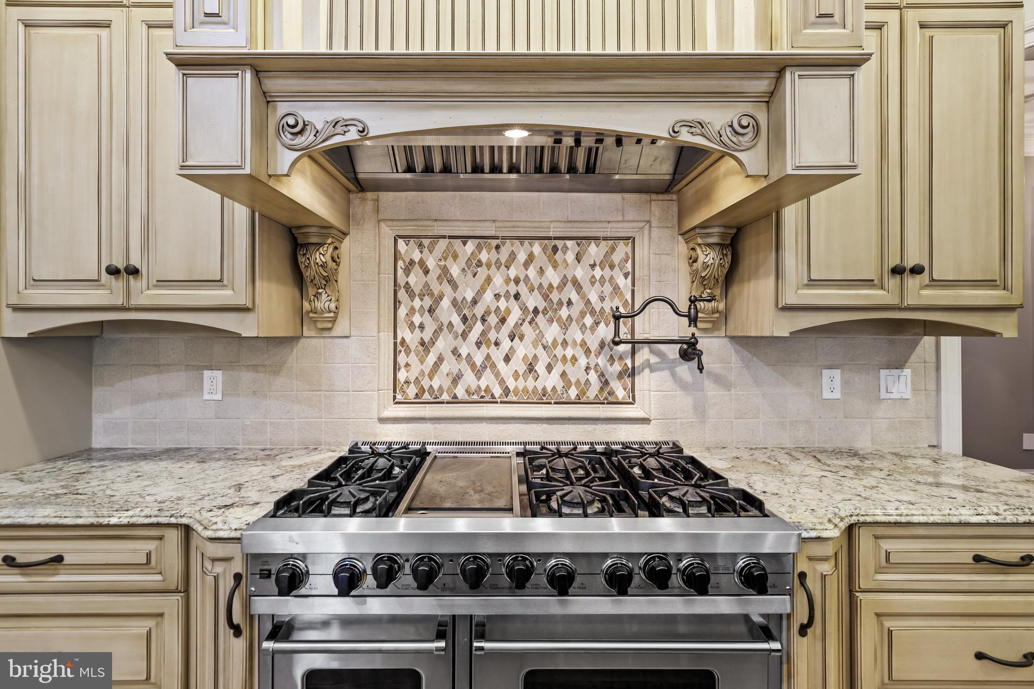 FALLSBOURNE - Residential