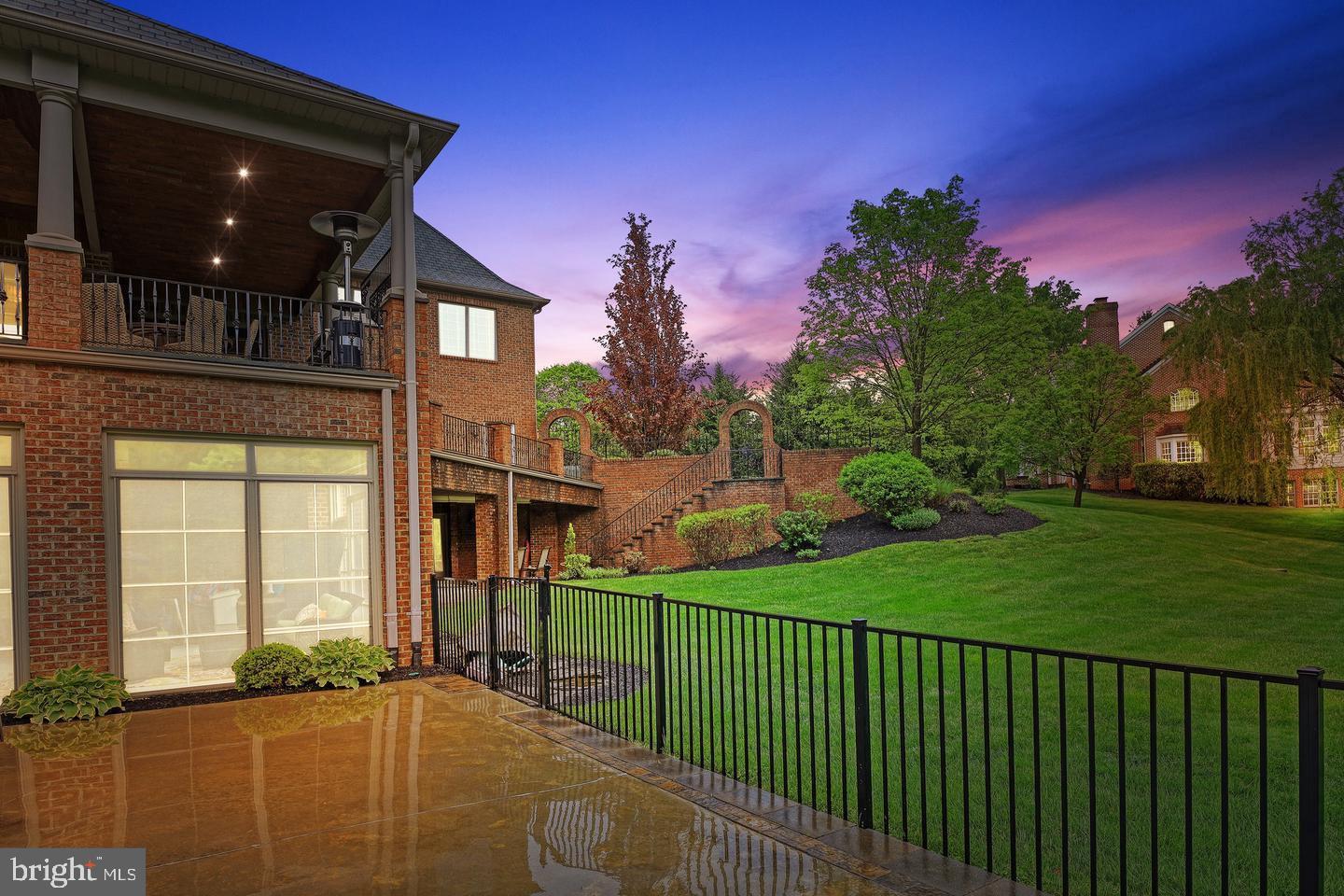 FALLSBOURNE - Residential