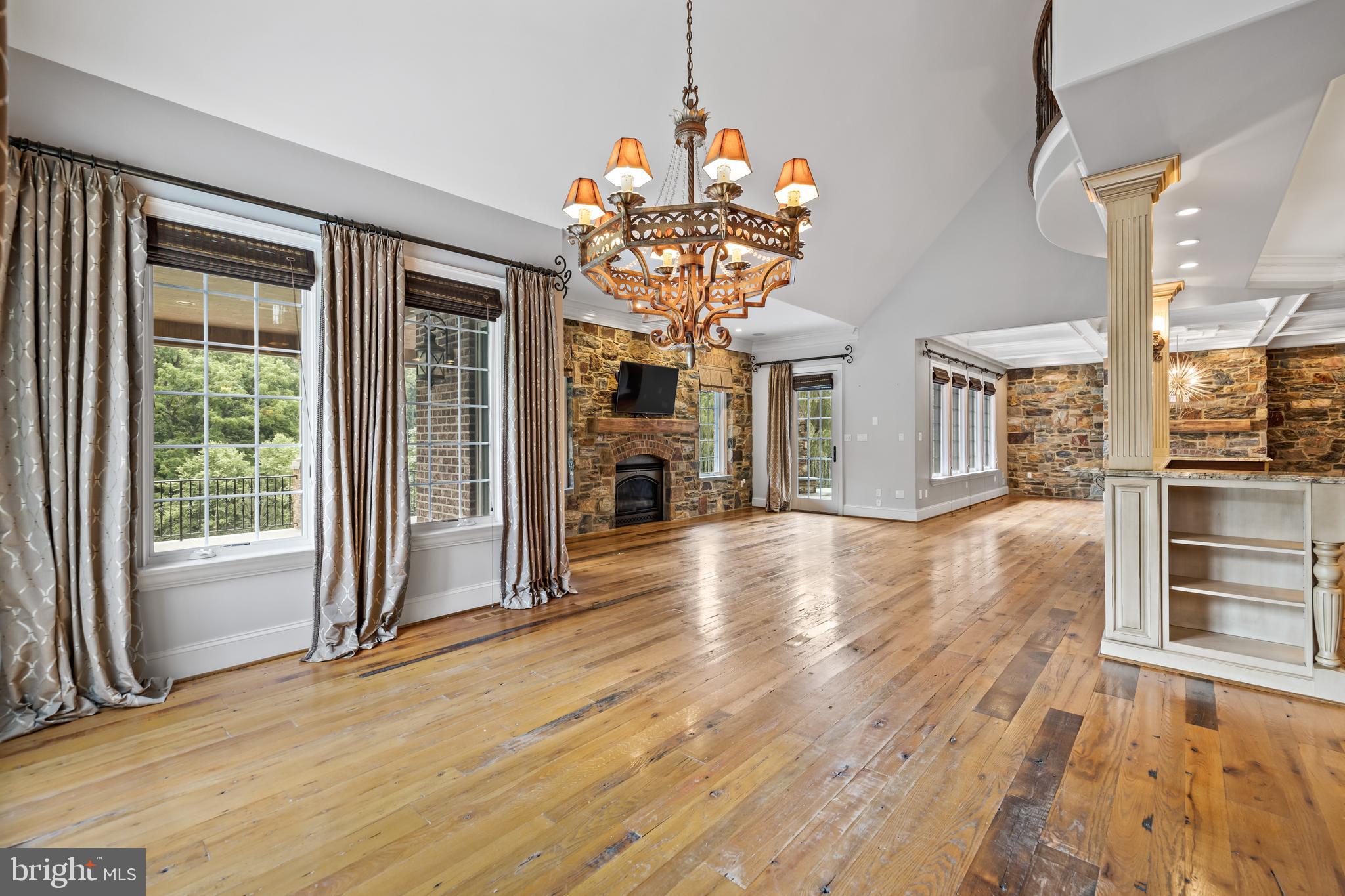 FALLSBOURNE - Residential