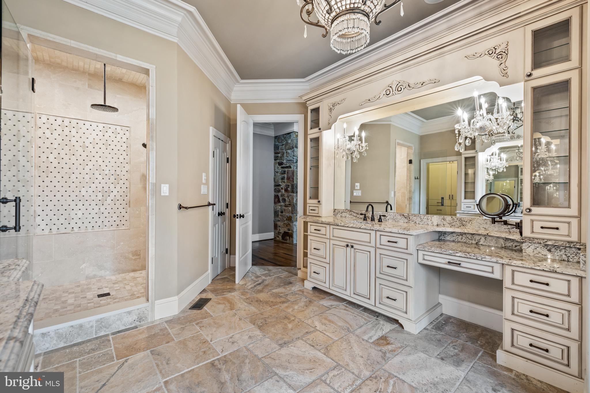 FALLSBOURNE - Residential