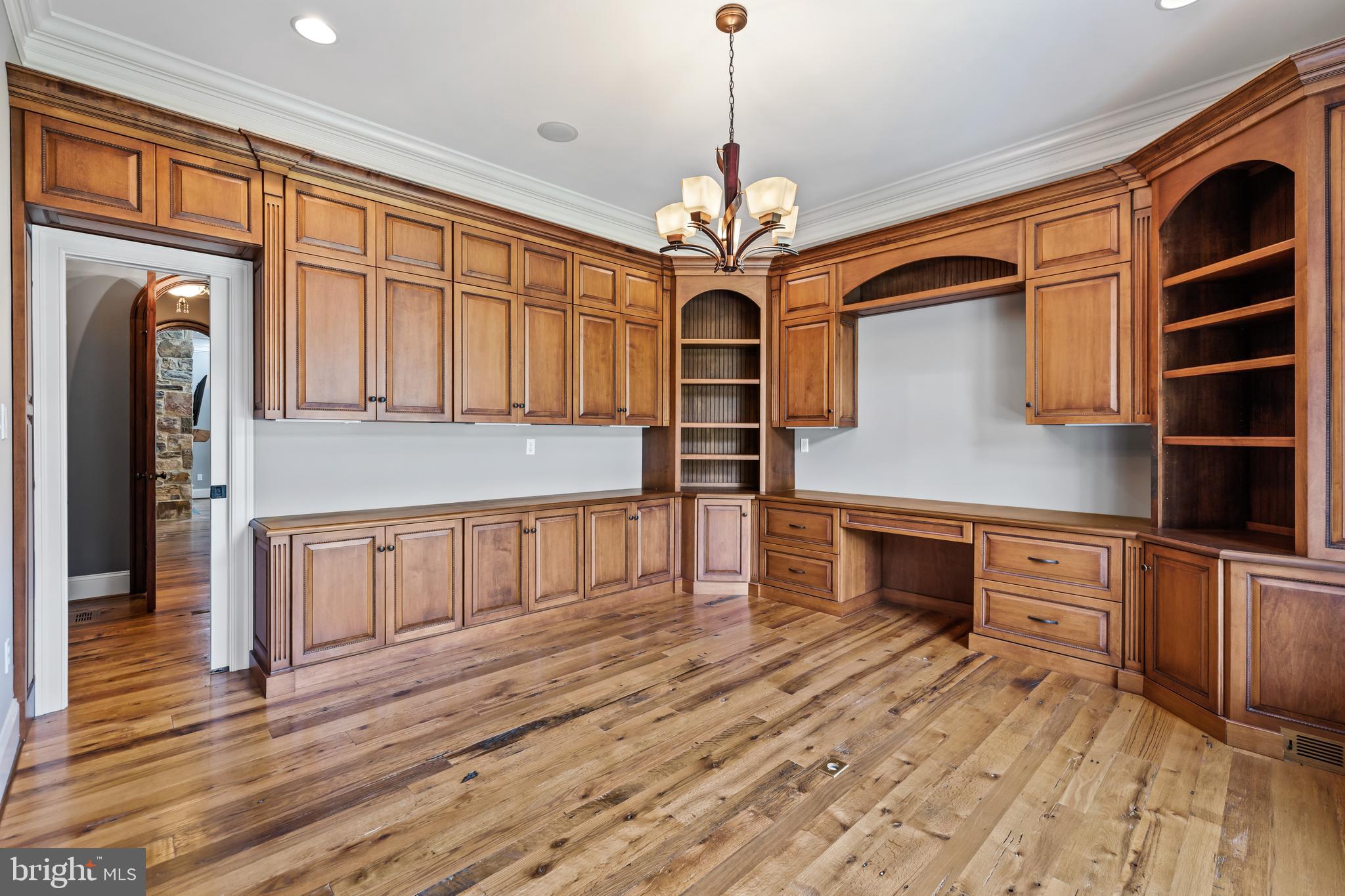 FALLSBOURNE - Residential