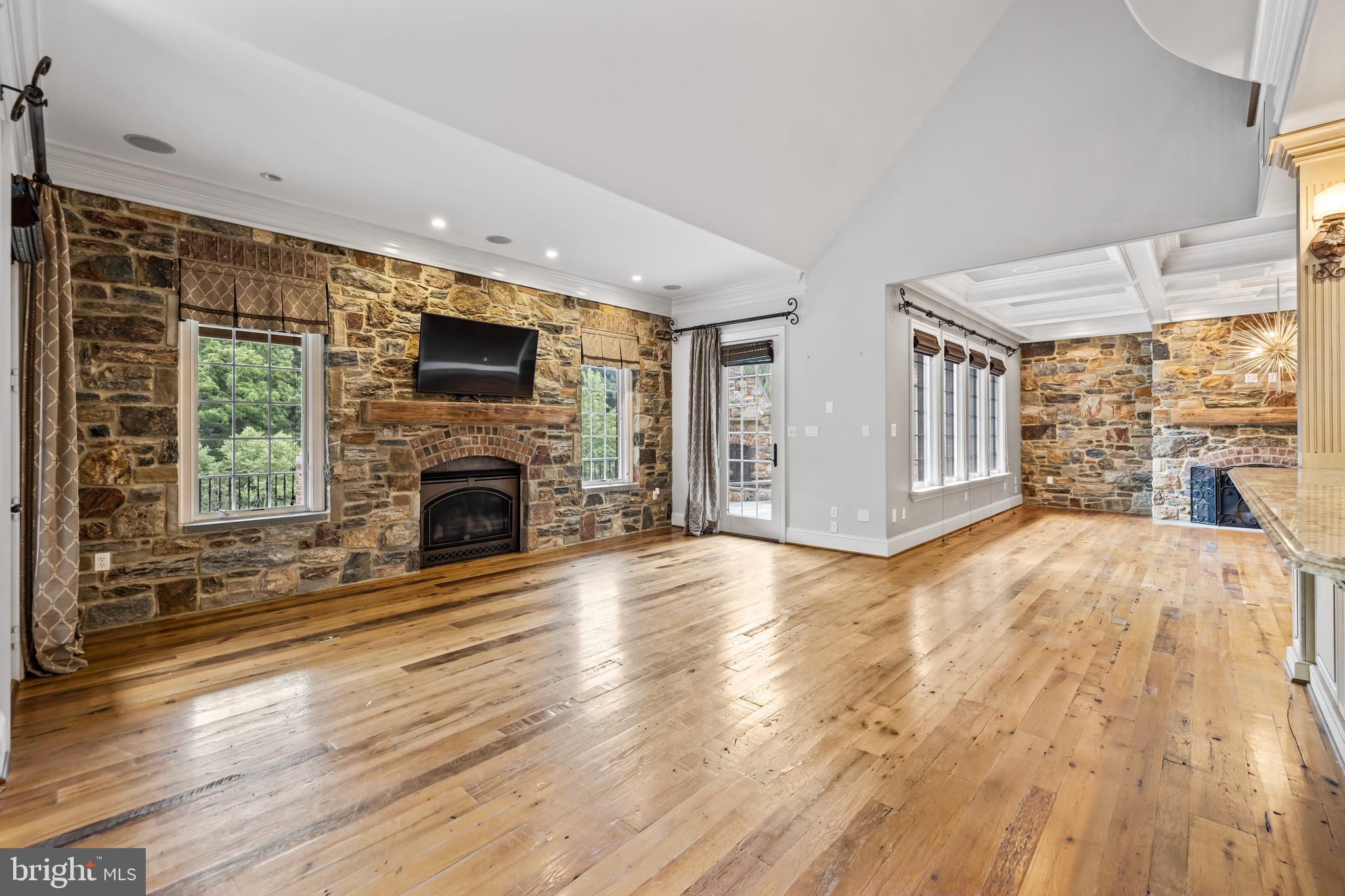 FALLSBOURNE - Residential