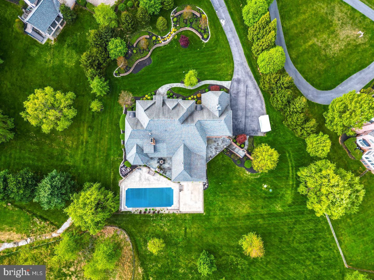 FALLSBOURNE - Residential