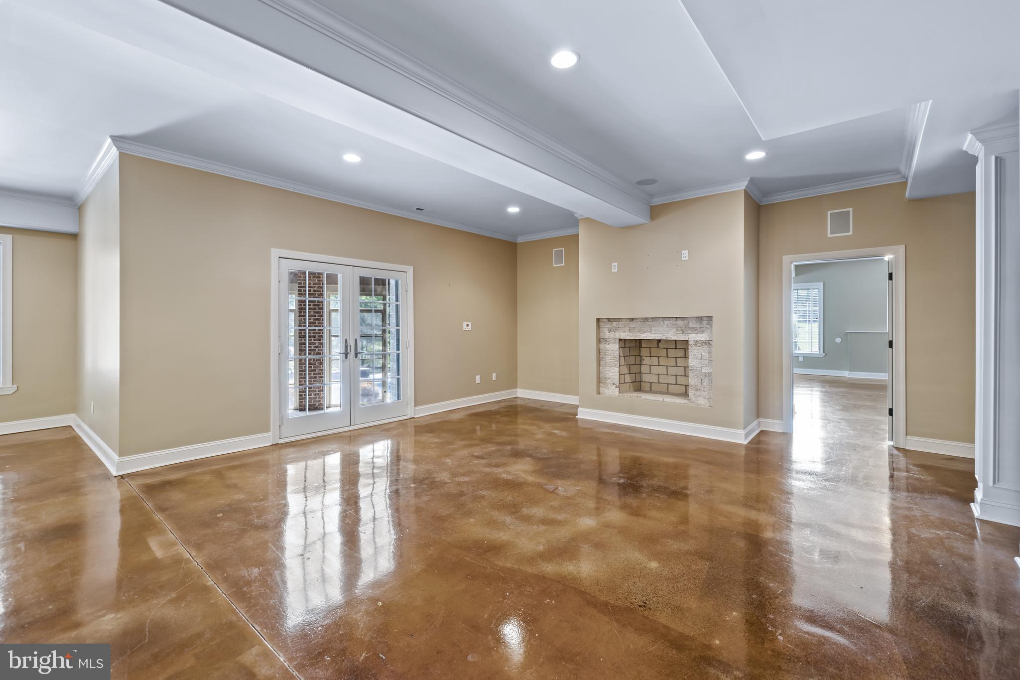 FALLSBOURNE - Residential