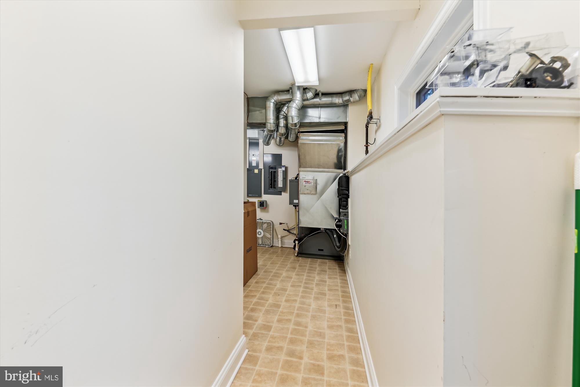 SHERWOOD FOREST - Residential