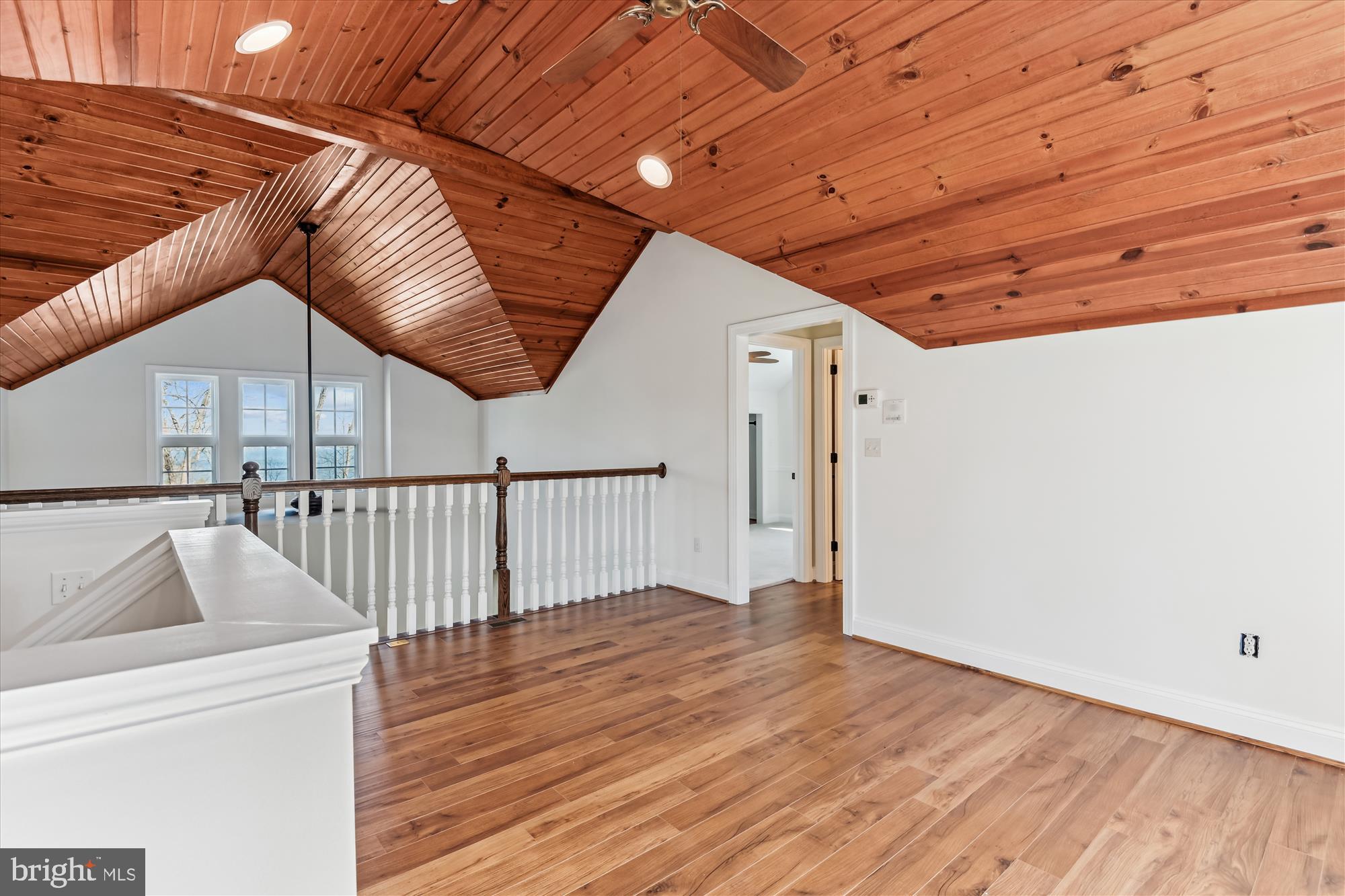 SHERWOOD FOREST - Residential