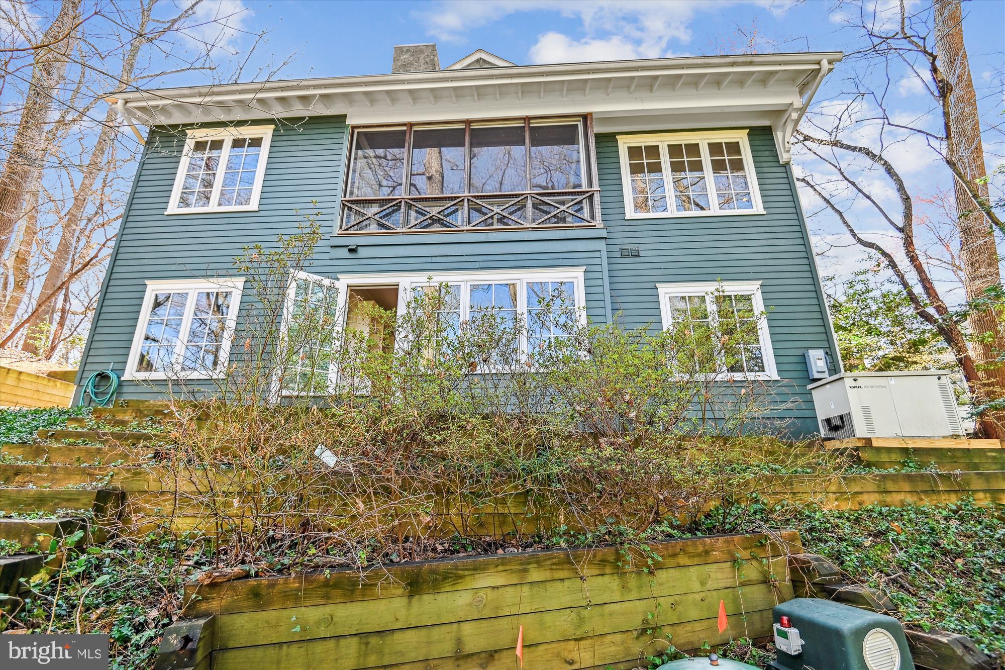 SHERWOOD FOREST - Residential