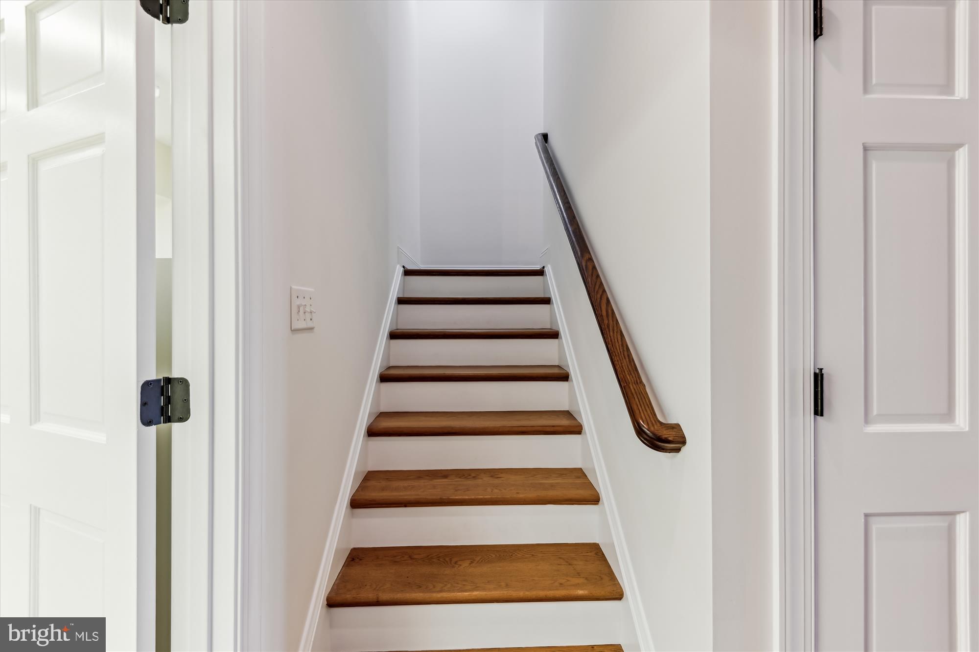 SHERWOOD FOREST - Residential