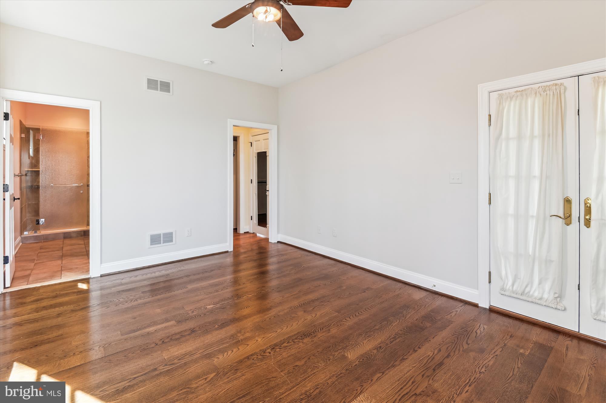 SHERWOOD FOREST - Residential