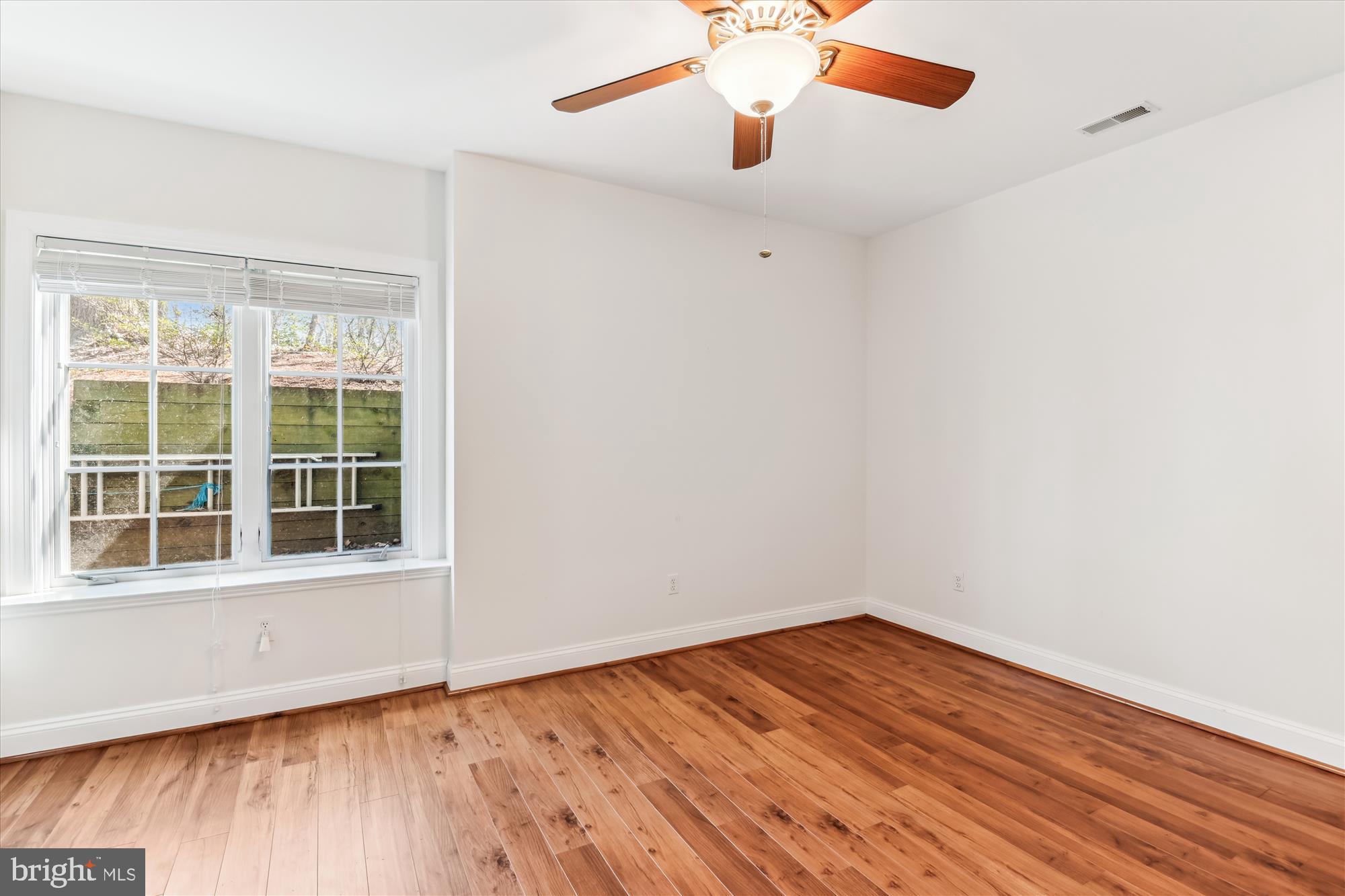 SHERWOOD FOREST - Residential