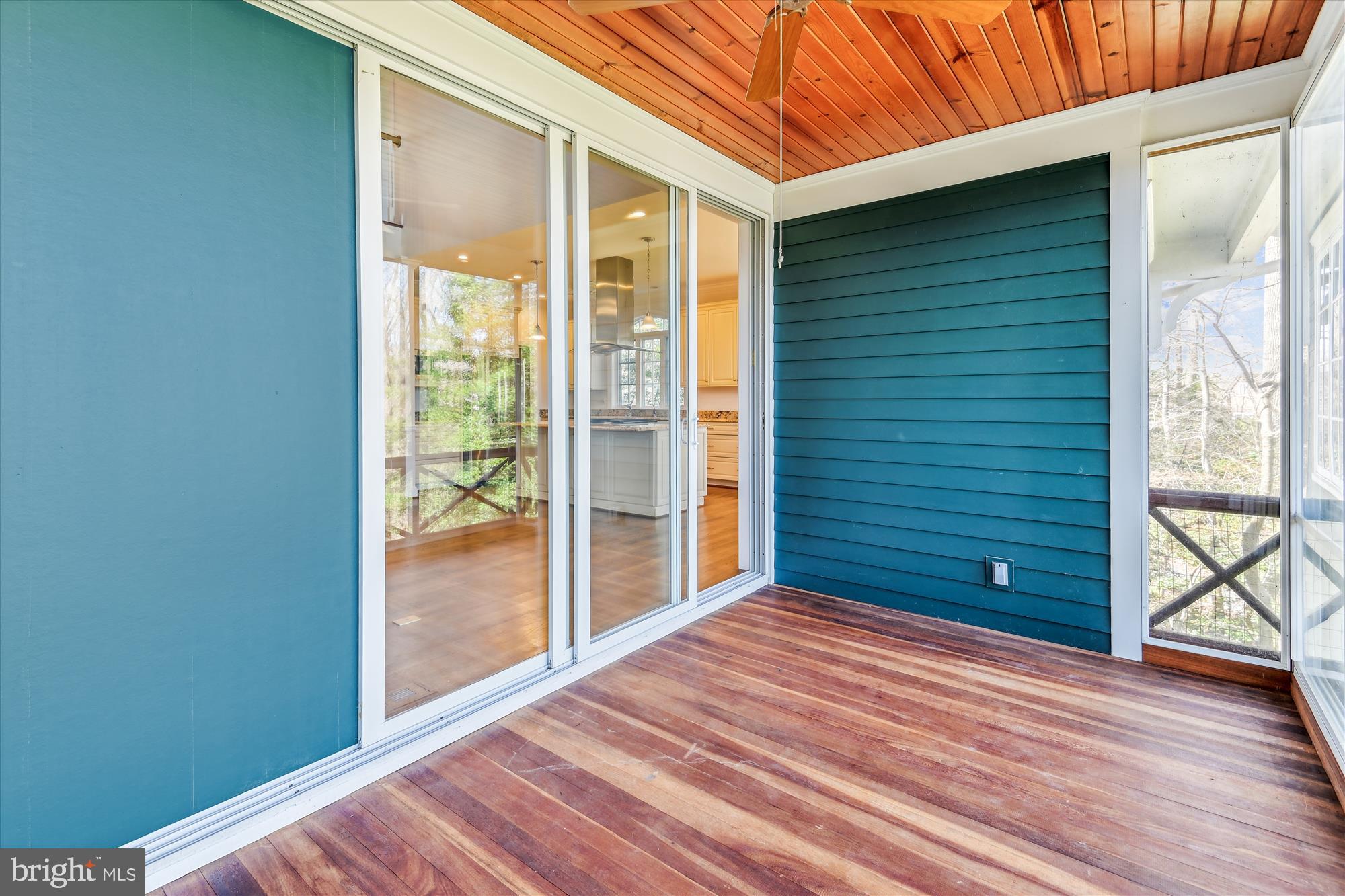 SHERWOOD FOREST - Residential