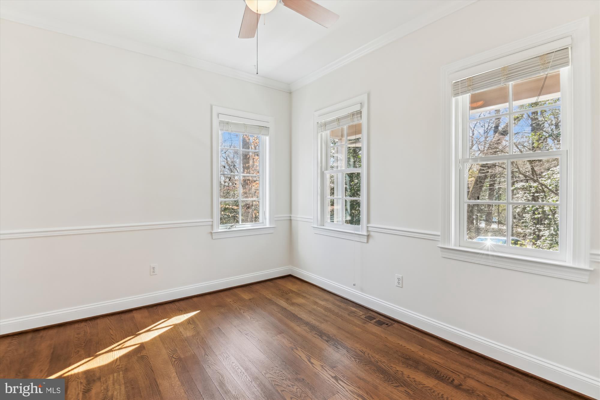 SHERWOOD FOREST - Residential