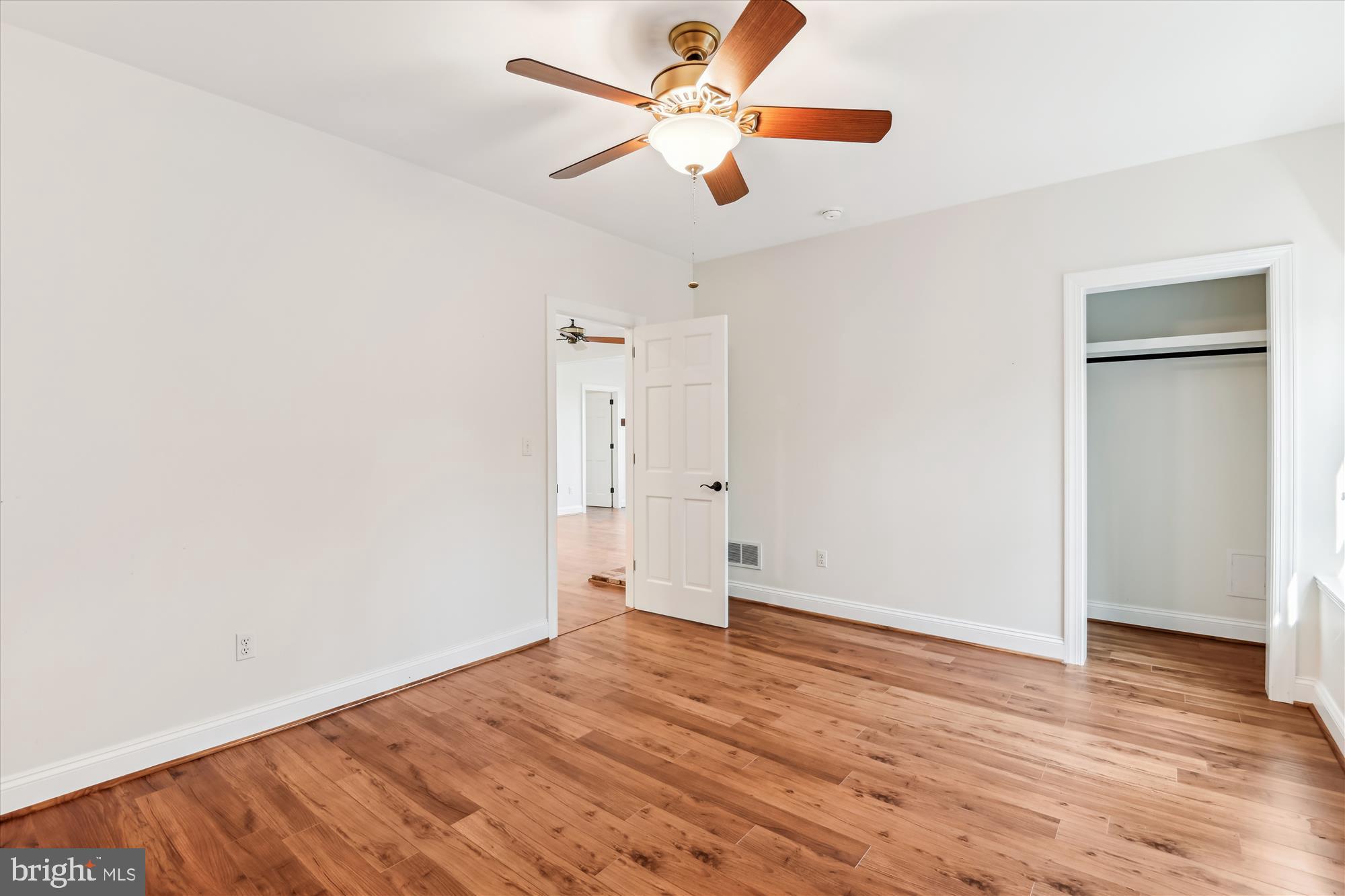 SHERWOOD FOREST - Residential