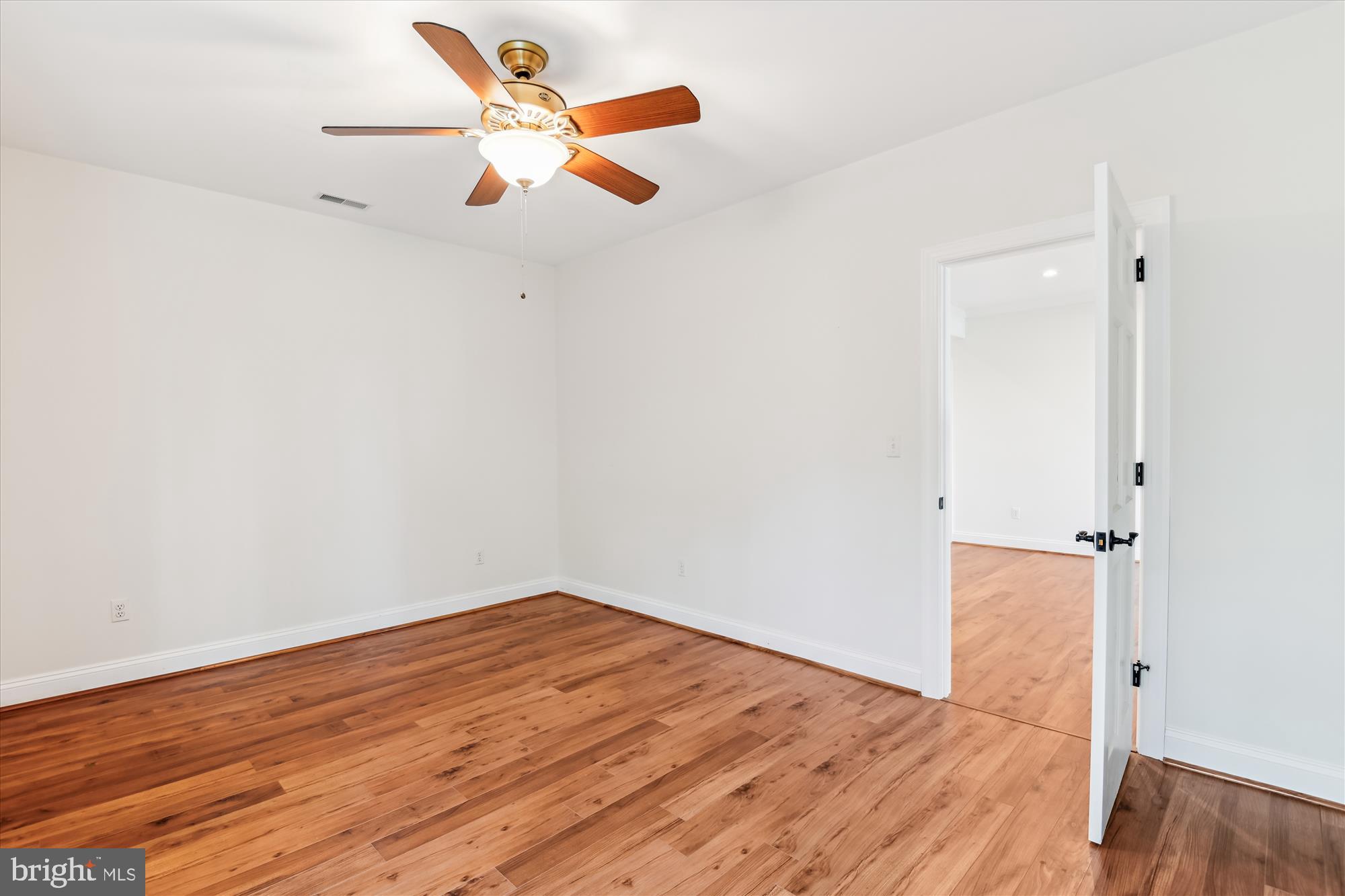 SHERWOOD FOREST - Residential