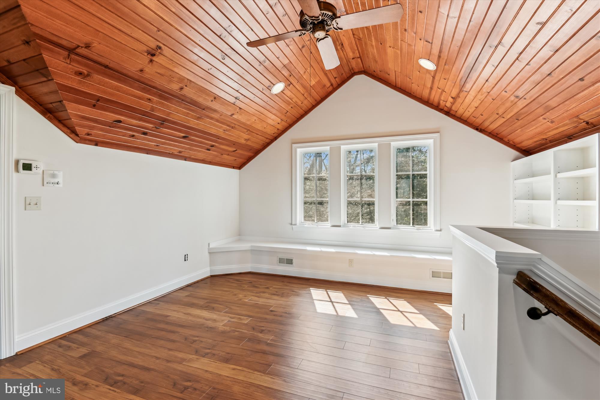 SHERWOOD FOREST - Residential