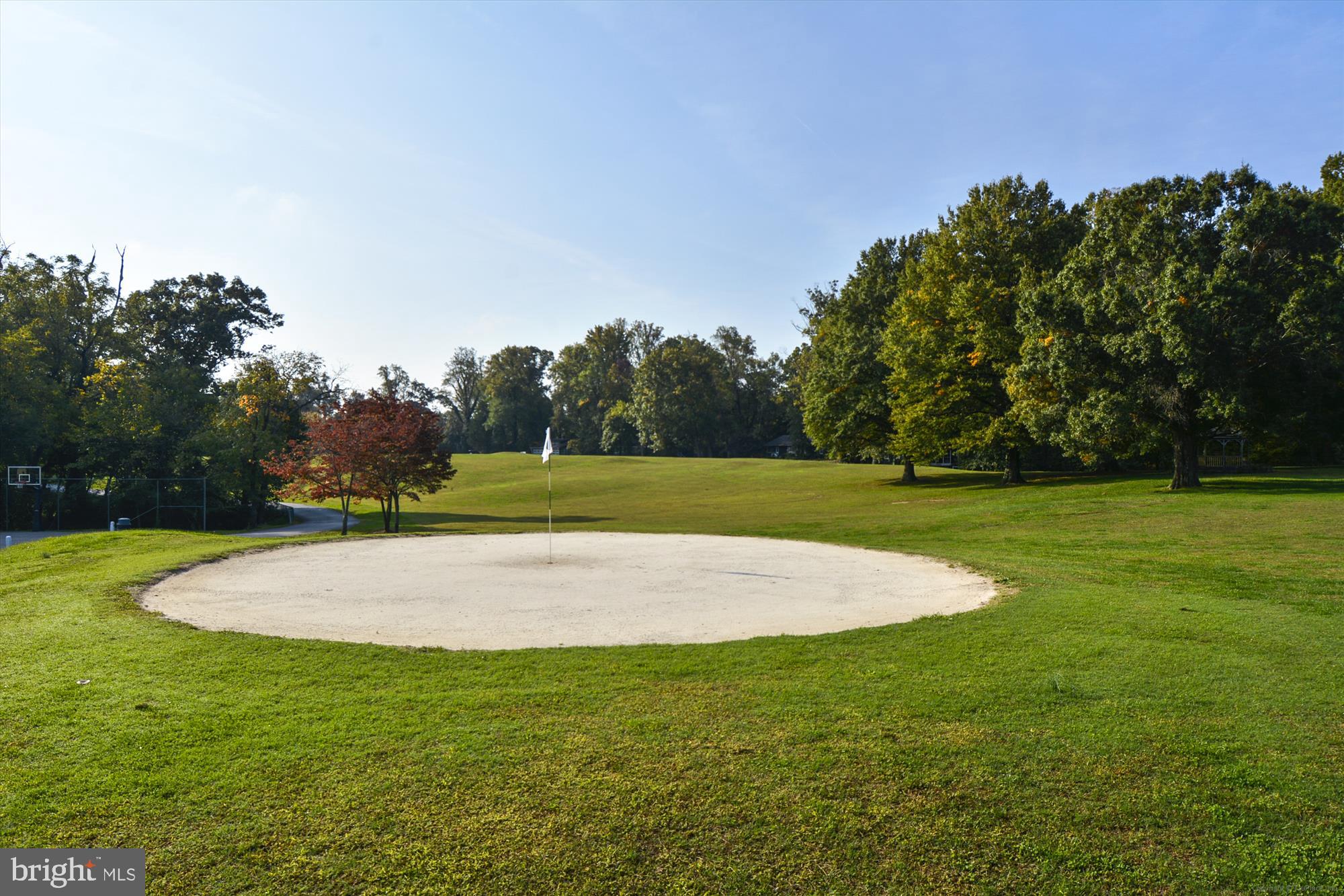 SHERWOOD FOREST - Residential