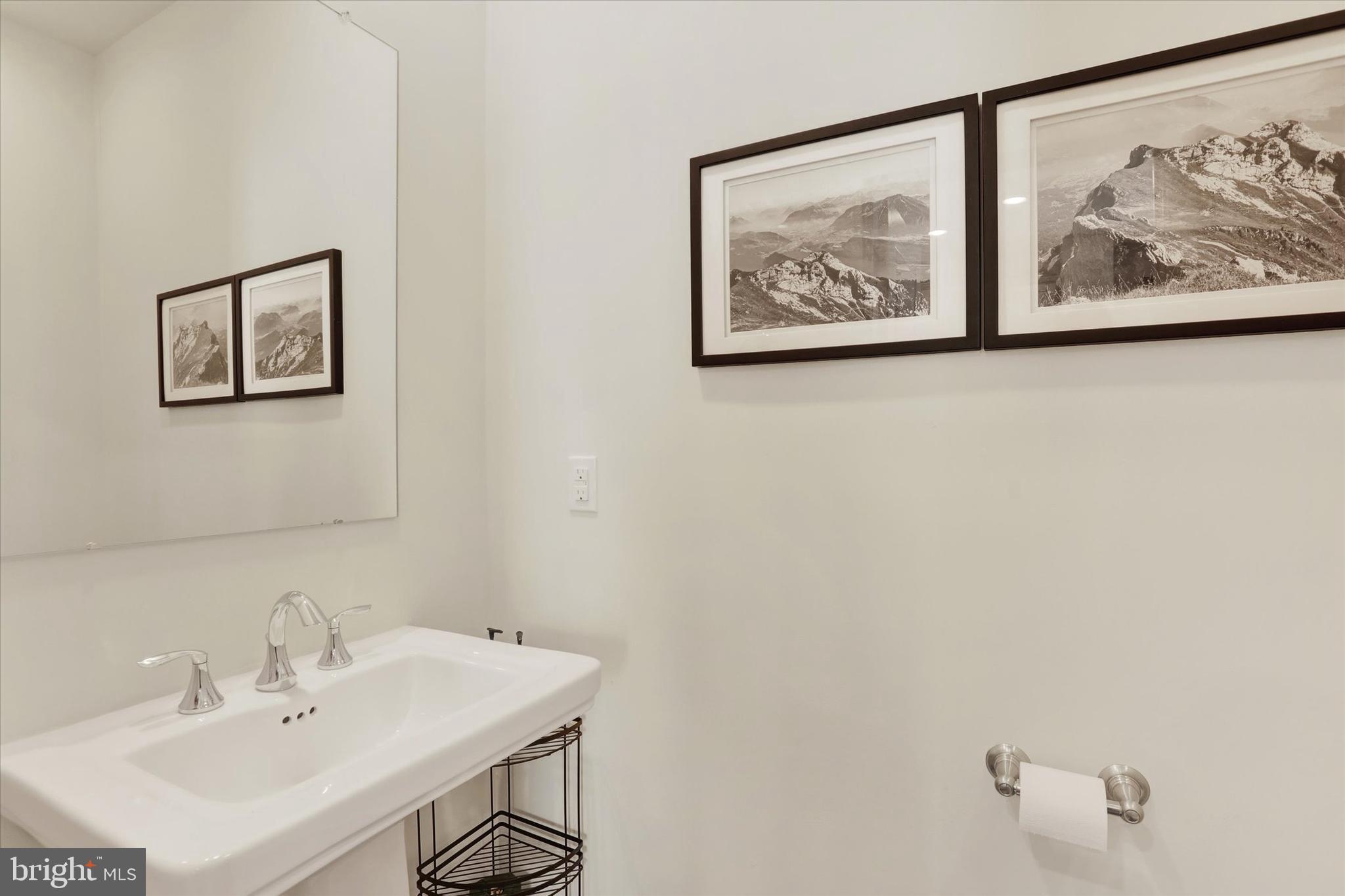 WATERSIDE - Residential