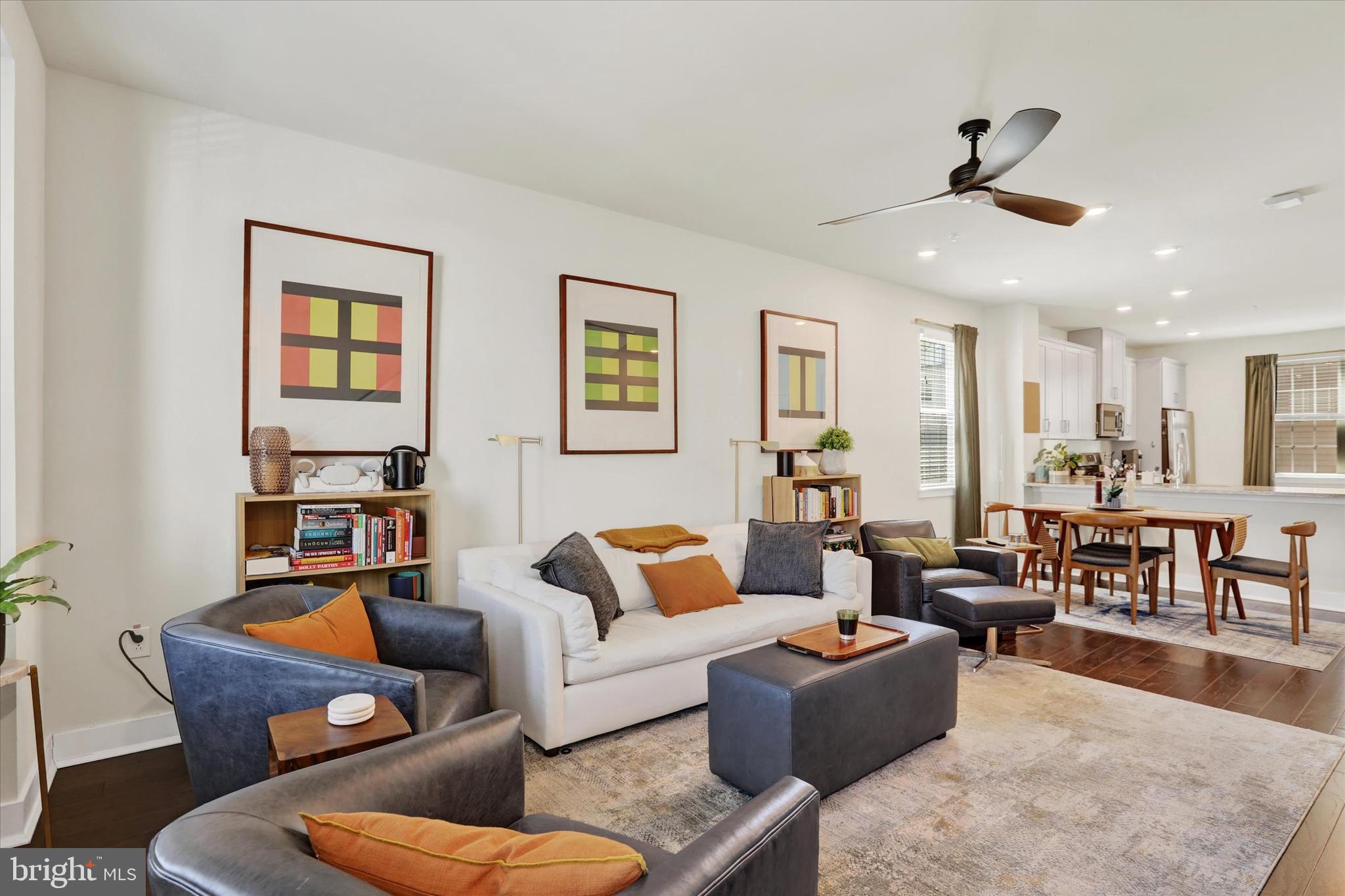 WATERSIDE - Residential