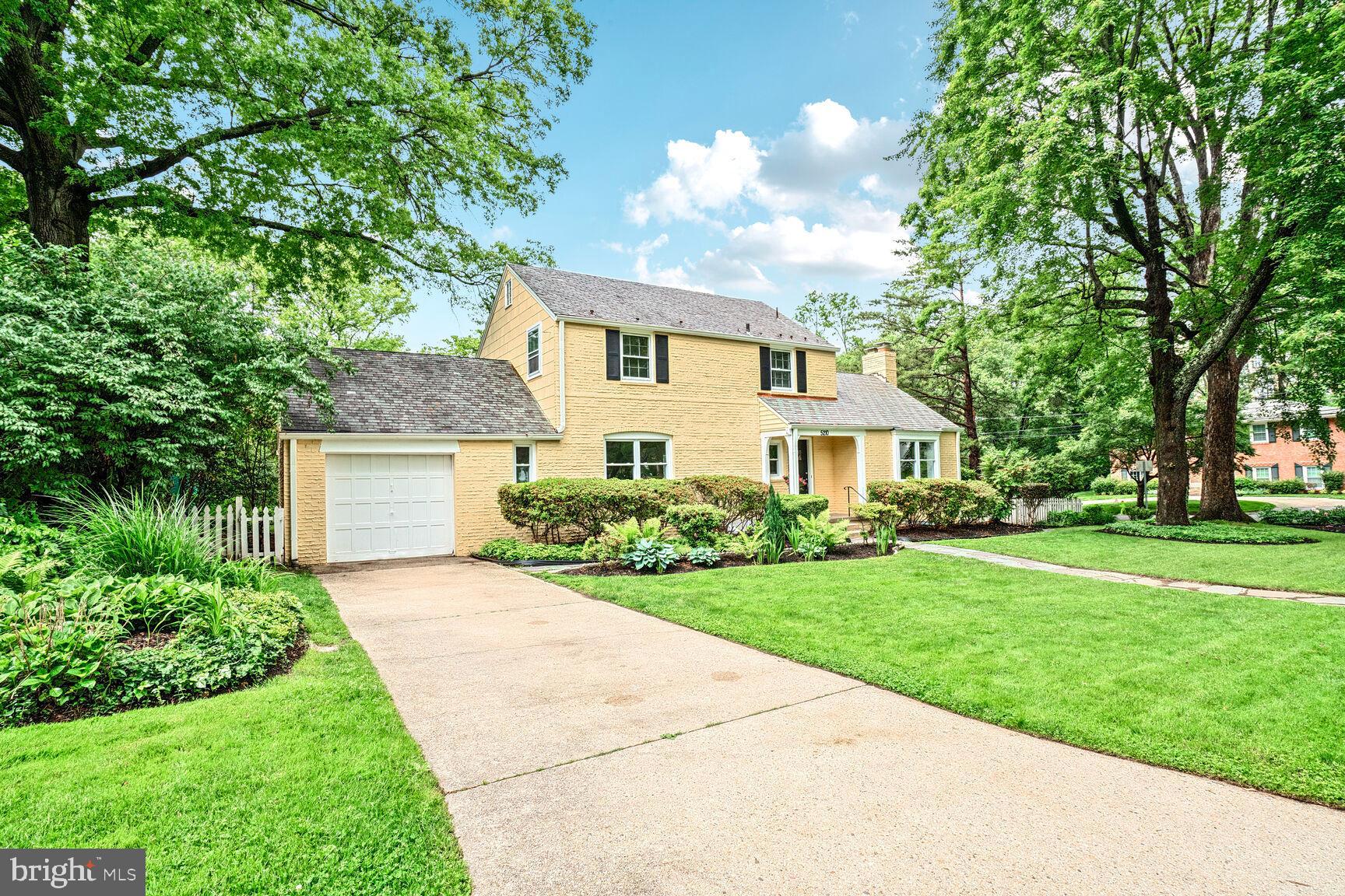 BROOKDALE - Residential