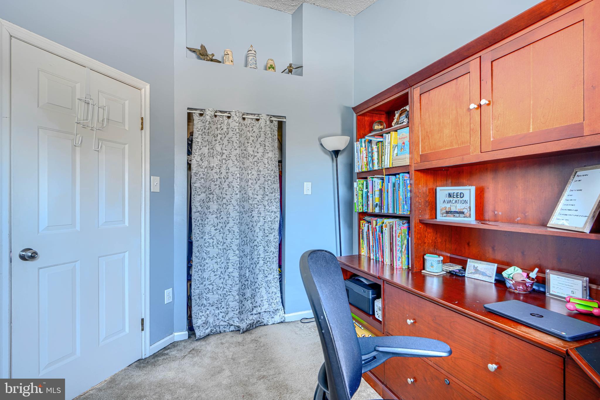 MAJORS CHOICE - Residential