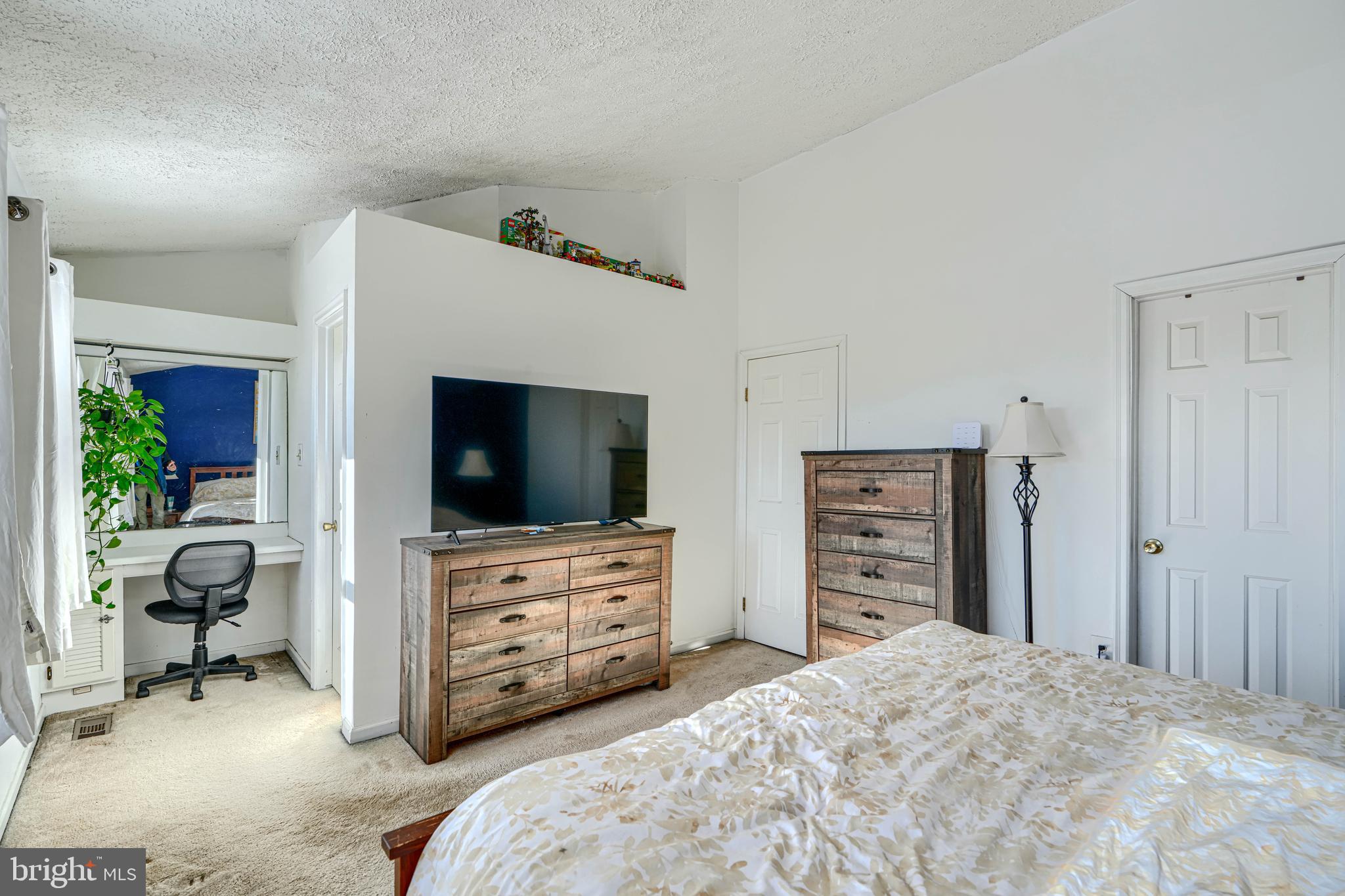 MAJORS CHOICE - Residential