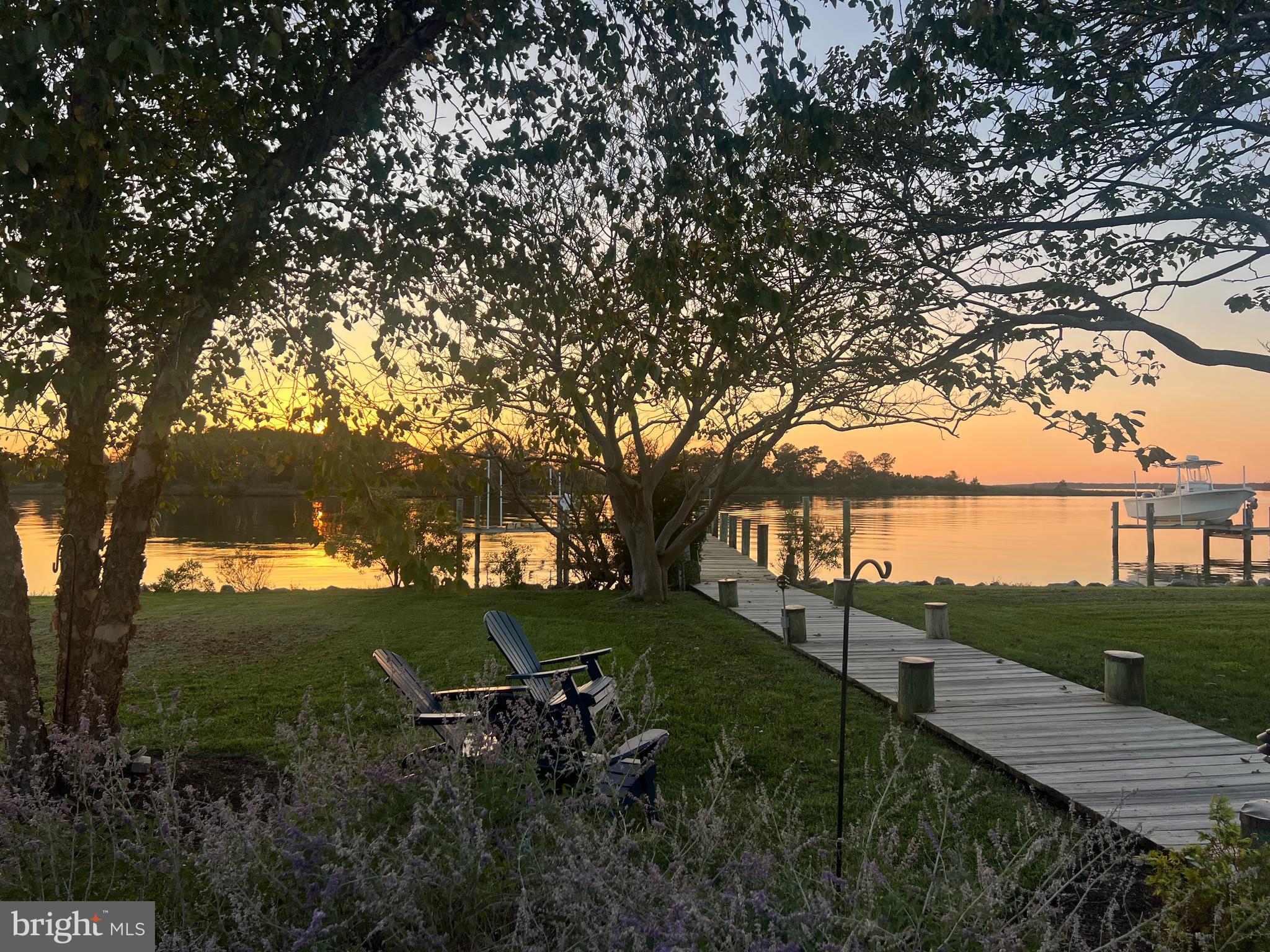 DEEP POINT - Residential