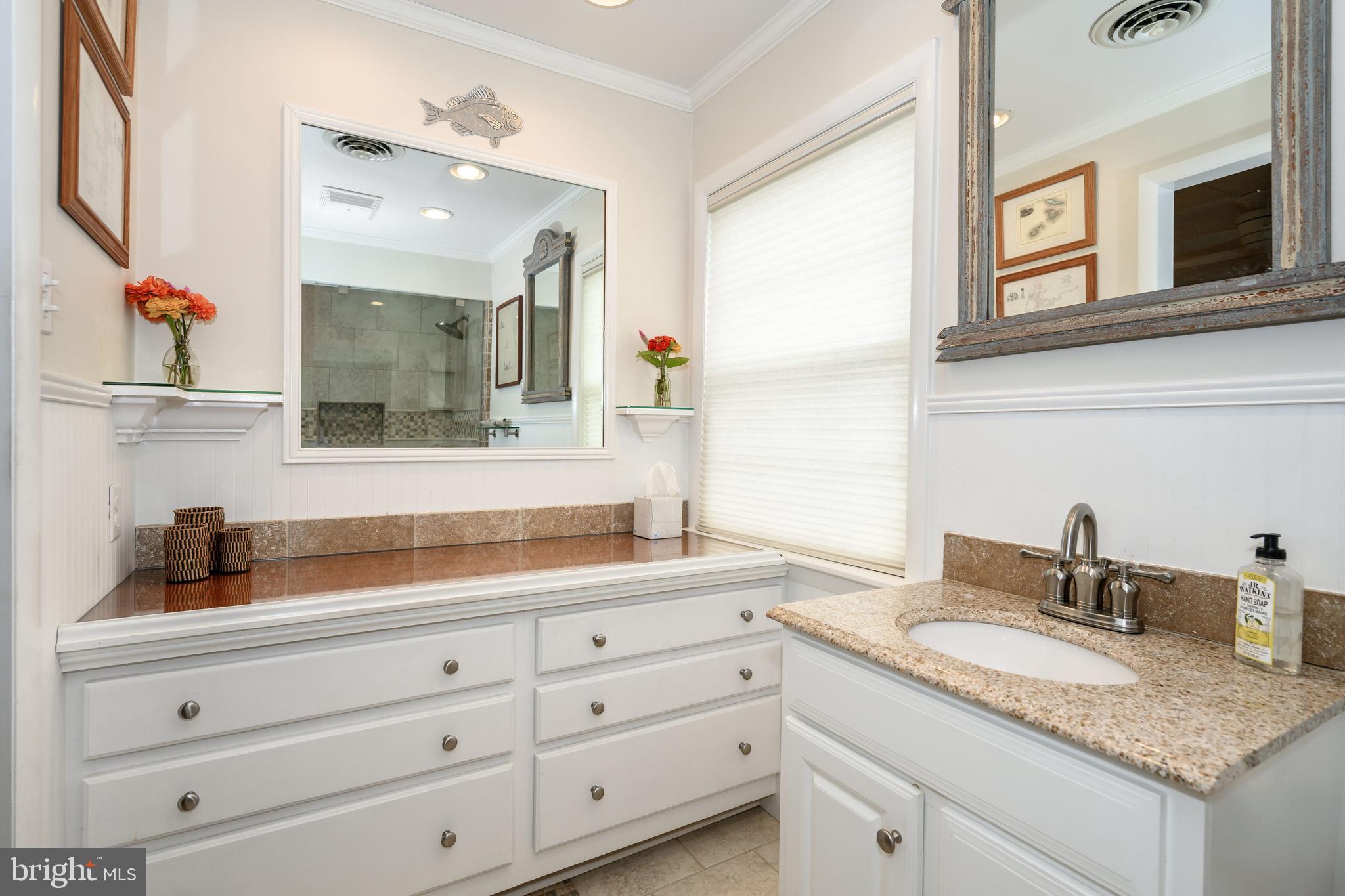 DEEP POINT - Residential