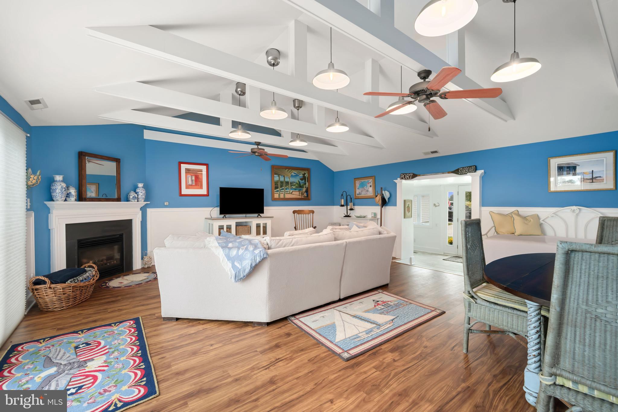 DEEP POINT - Residential