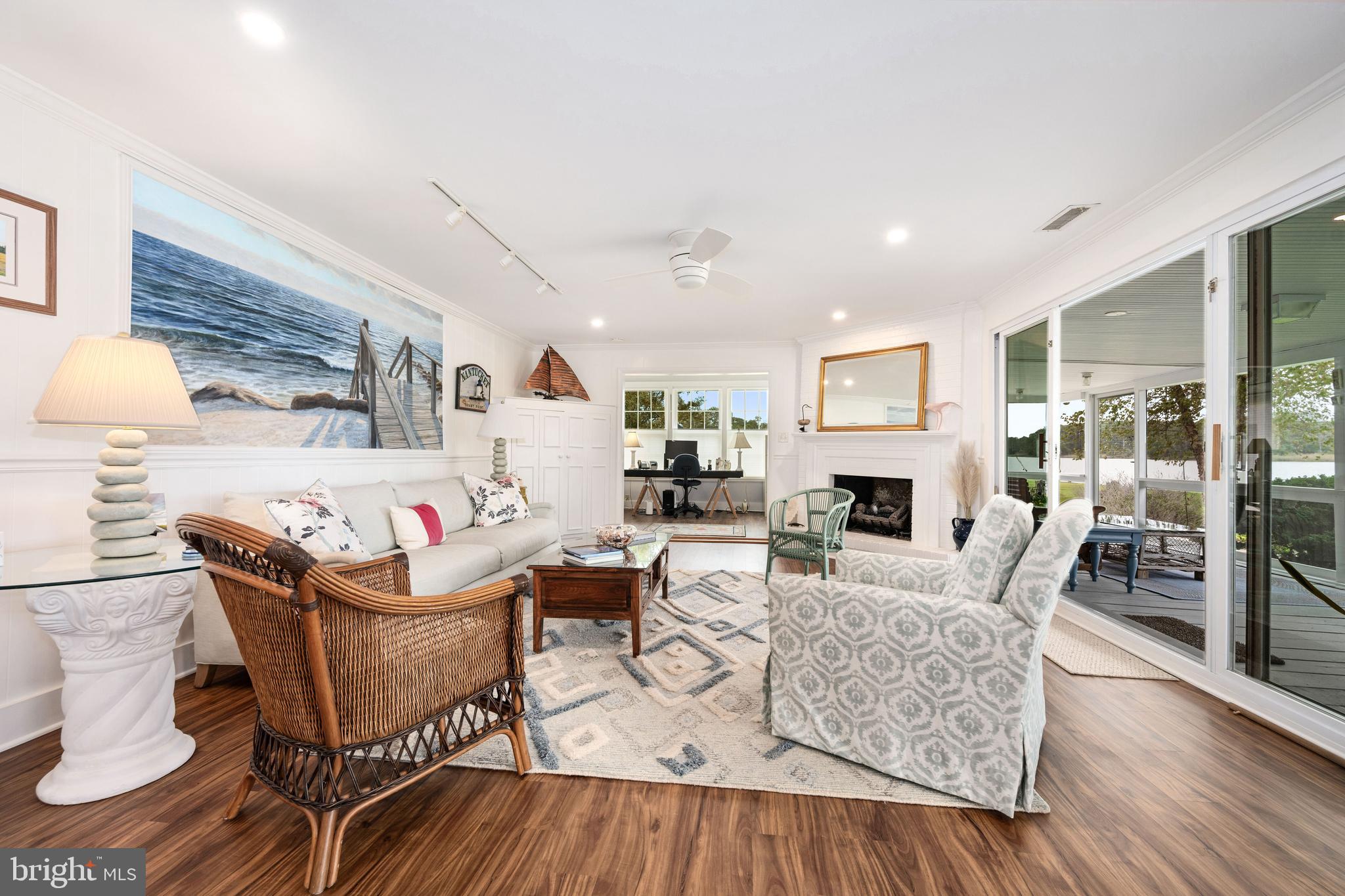 DEEP POINT - Residential